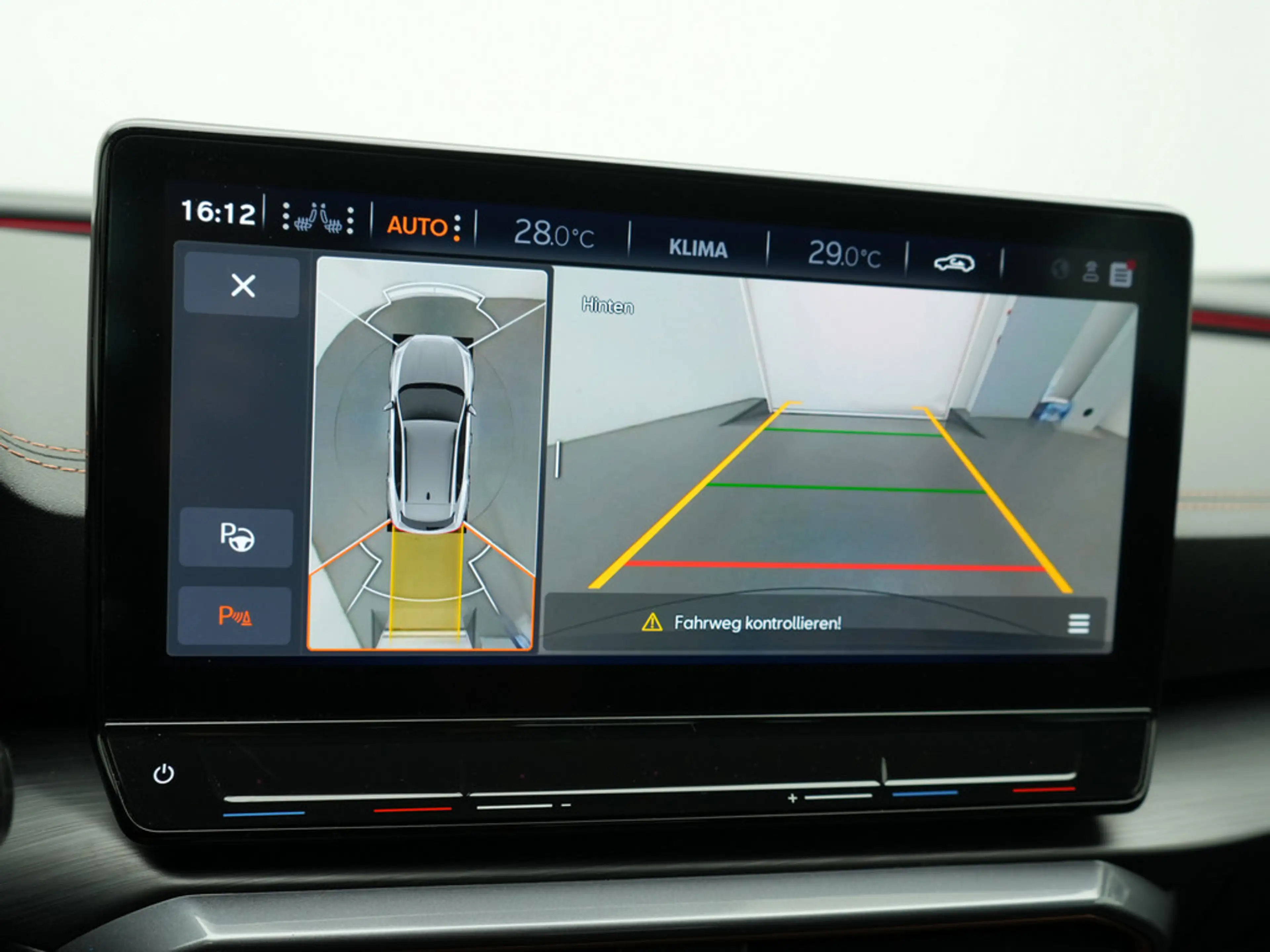 CUPRA Formentor VZ5 MATRIX DCC 360° ACC LEDER KAM — photo 9