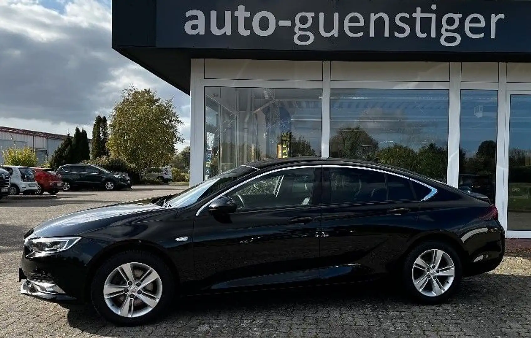 Opel Insignia B Grand Sport Dynamic Schwarz - 1