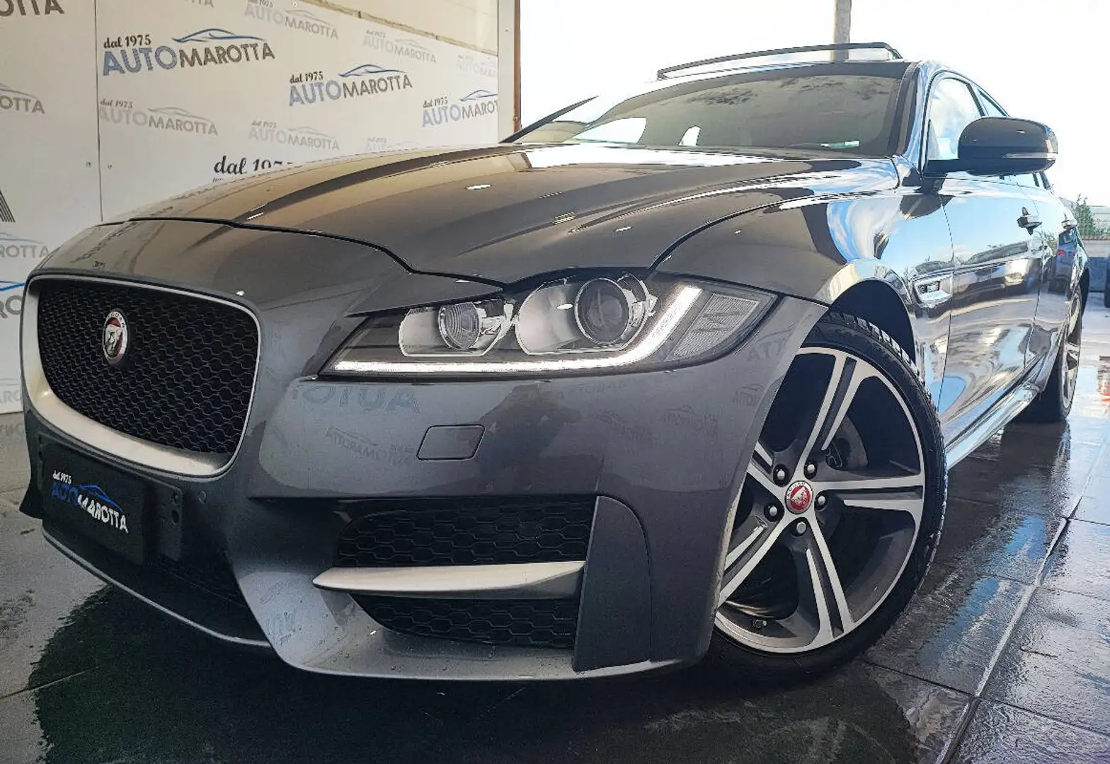 Jaguar XF 2.0d R-Sport 180cv auto *PROMO FINANZIAMENTO* - 2