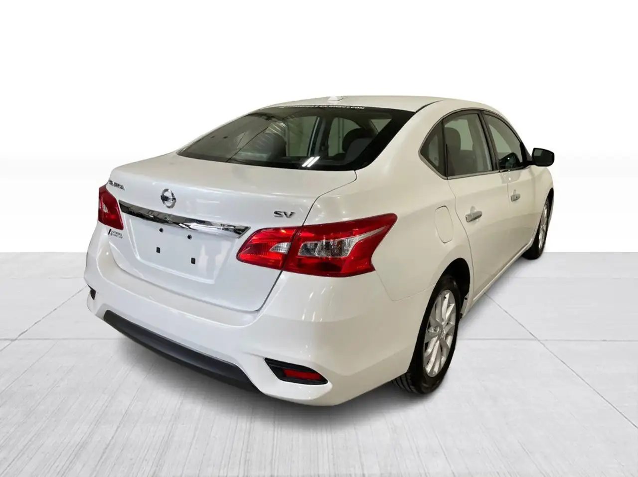Nissan Sentra photo Nissan Sentra