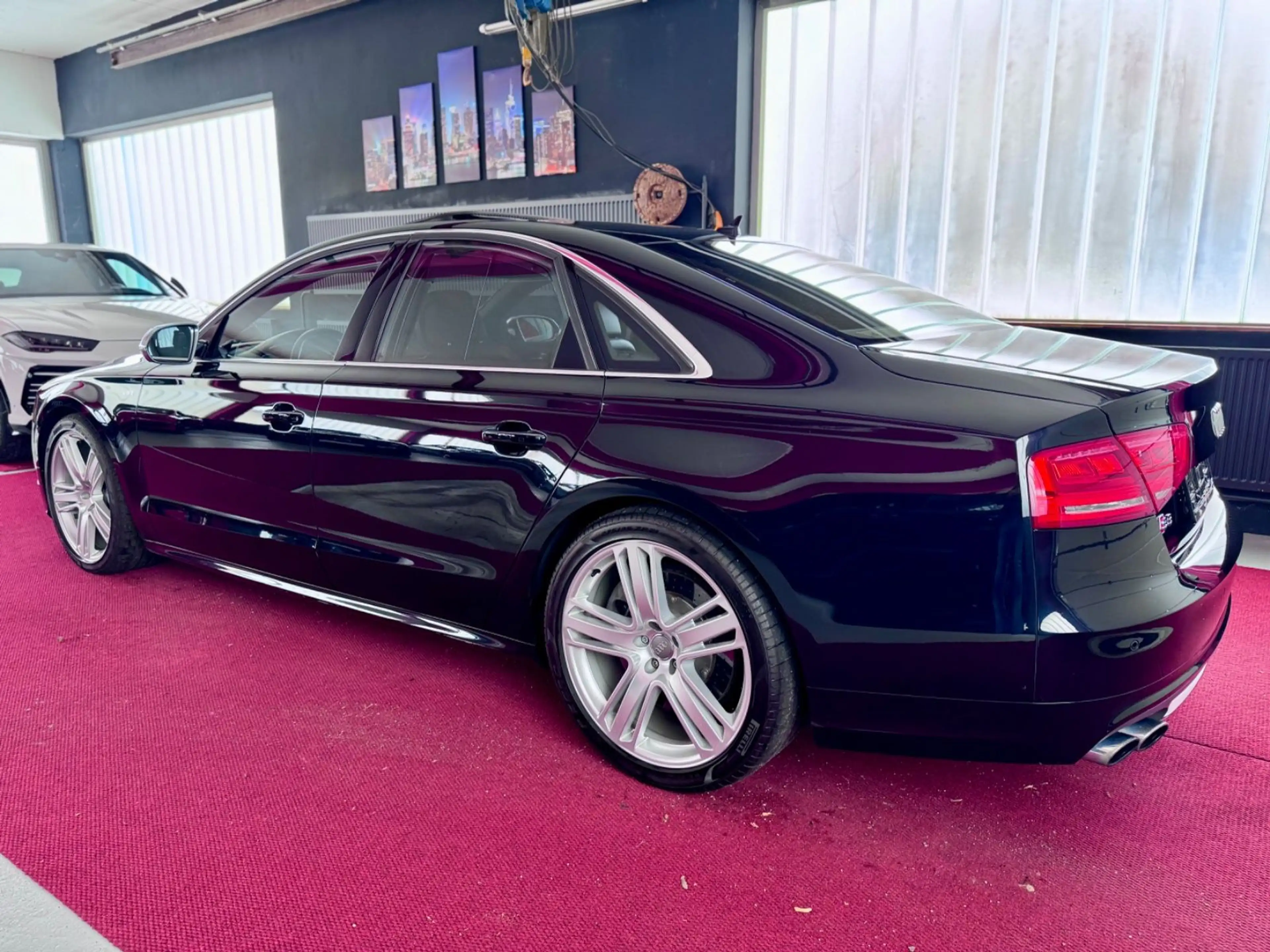 Audi S8 4.0 ACC B&O LED Ceramik Standheizung 360° 21" — photo 8