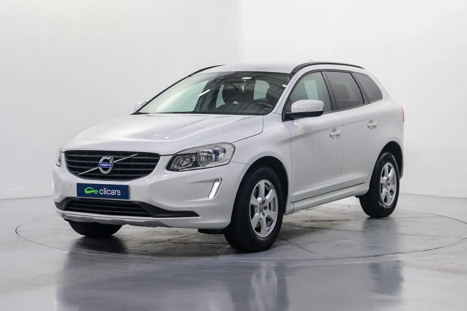 Volvo XC60 D3 Kinetic Aut. 150 Blanco - 1