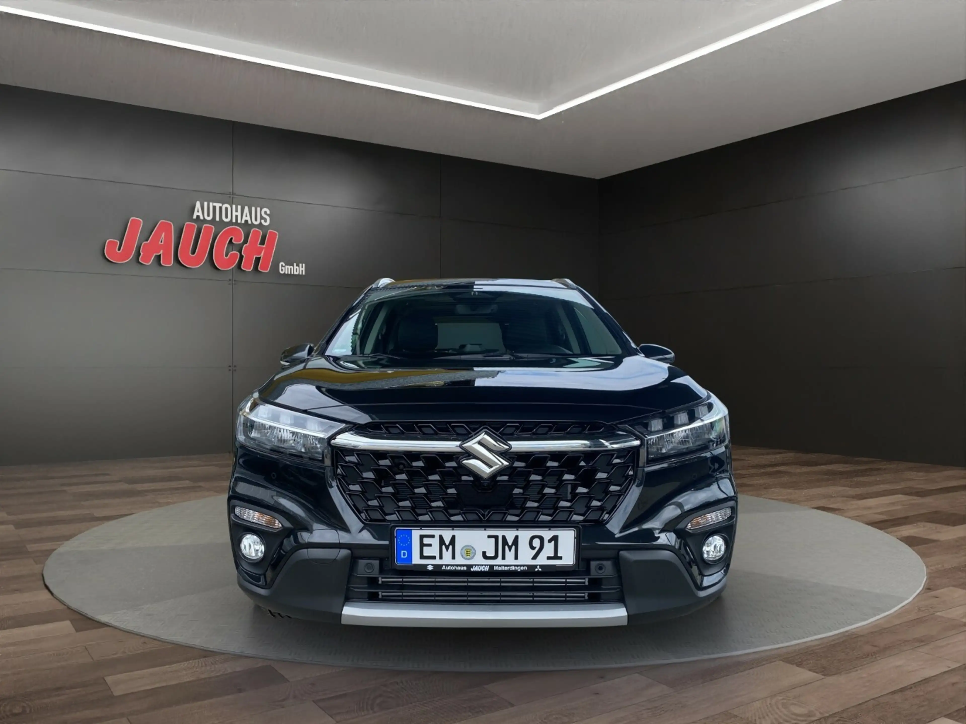 Suzuki S-Cross Comfort+ Allgrip Hybrid — photo 8