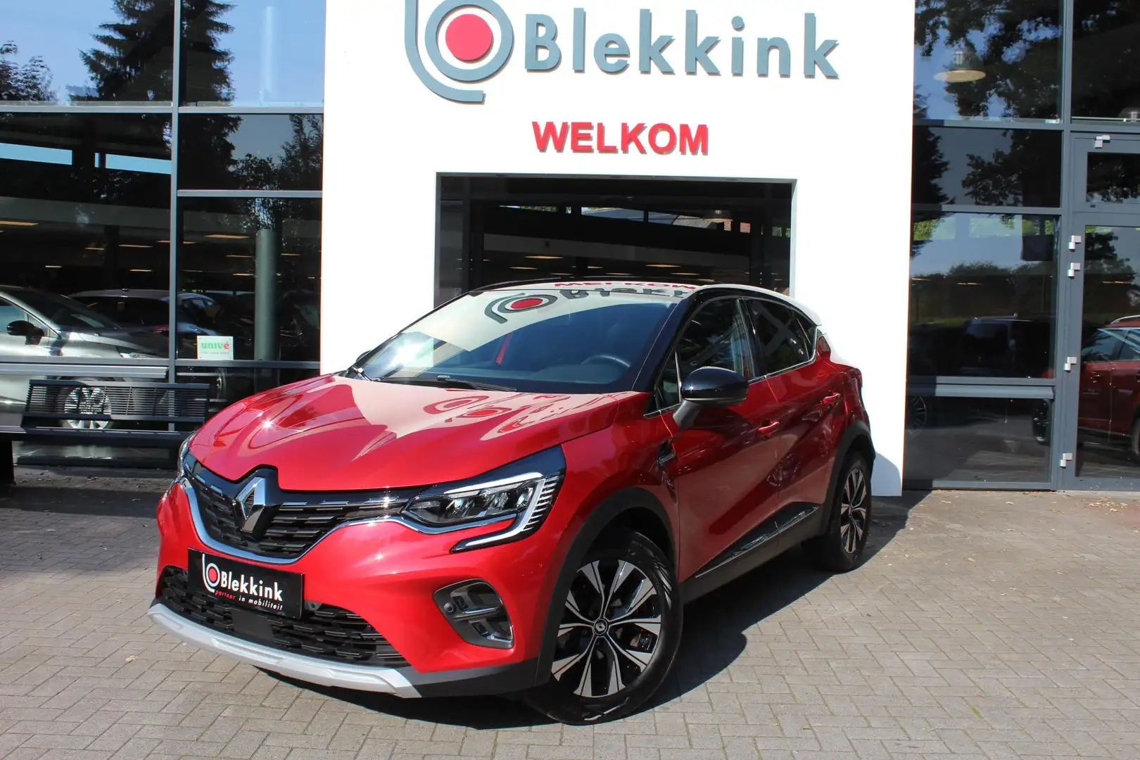 Renault Captur 1.3 TCe 140 Intens Rood - 2