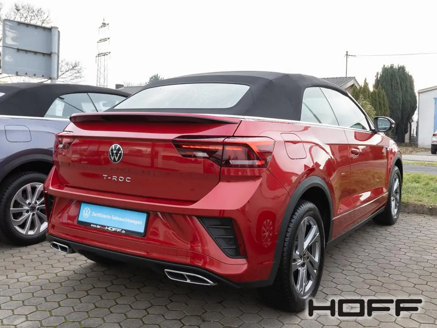 Volkswagen T-Roc Cabriolet 1.5 TSI DSG R-Line Navi Bluetooth AHK LE Rot - 2