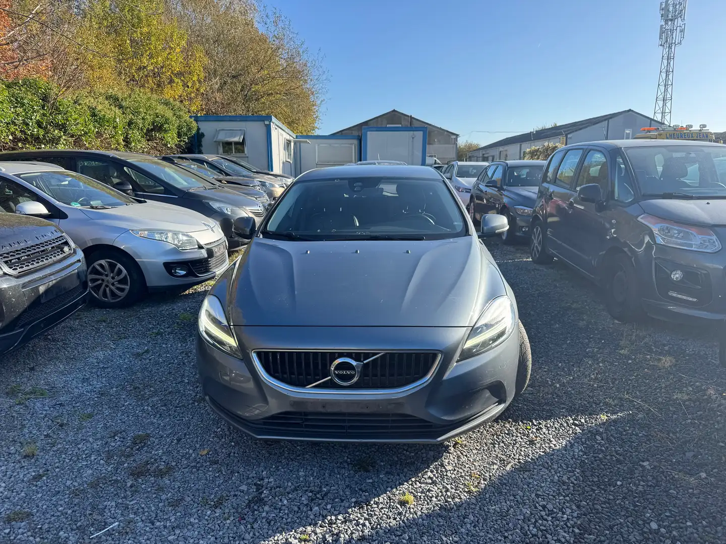 Volvo V40 V40 2.0 D3 Eco Momentum Gris - 1