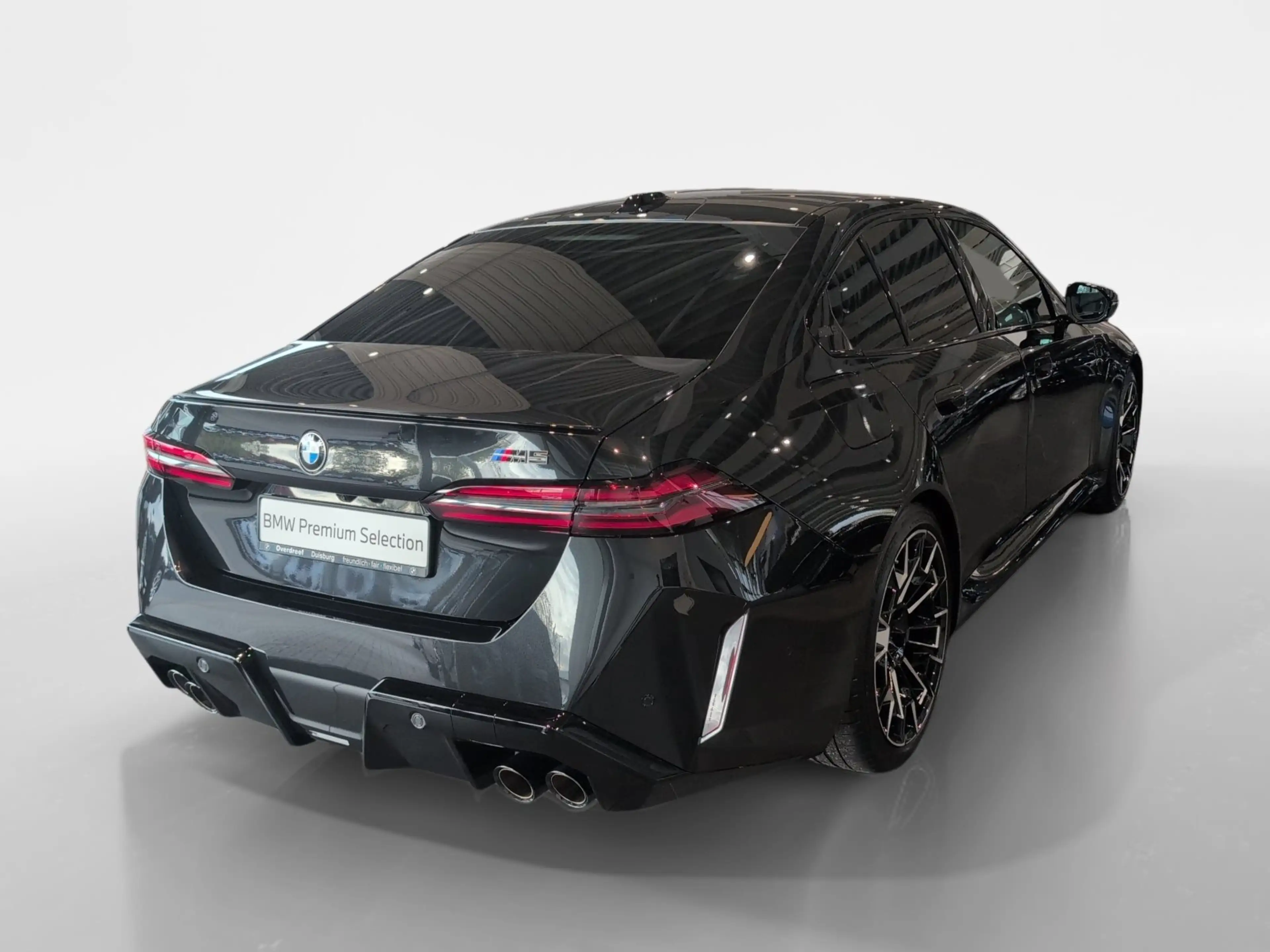 BMW M5 Limousine — photo 5