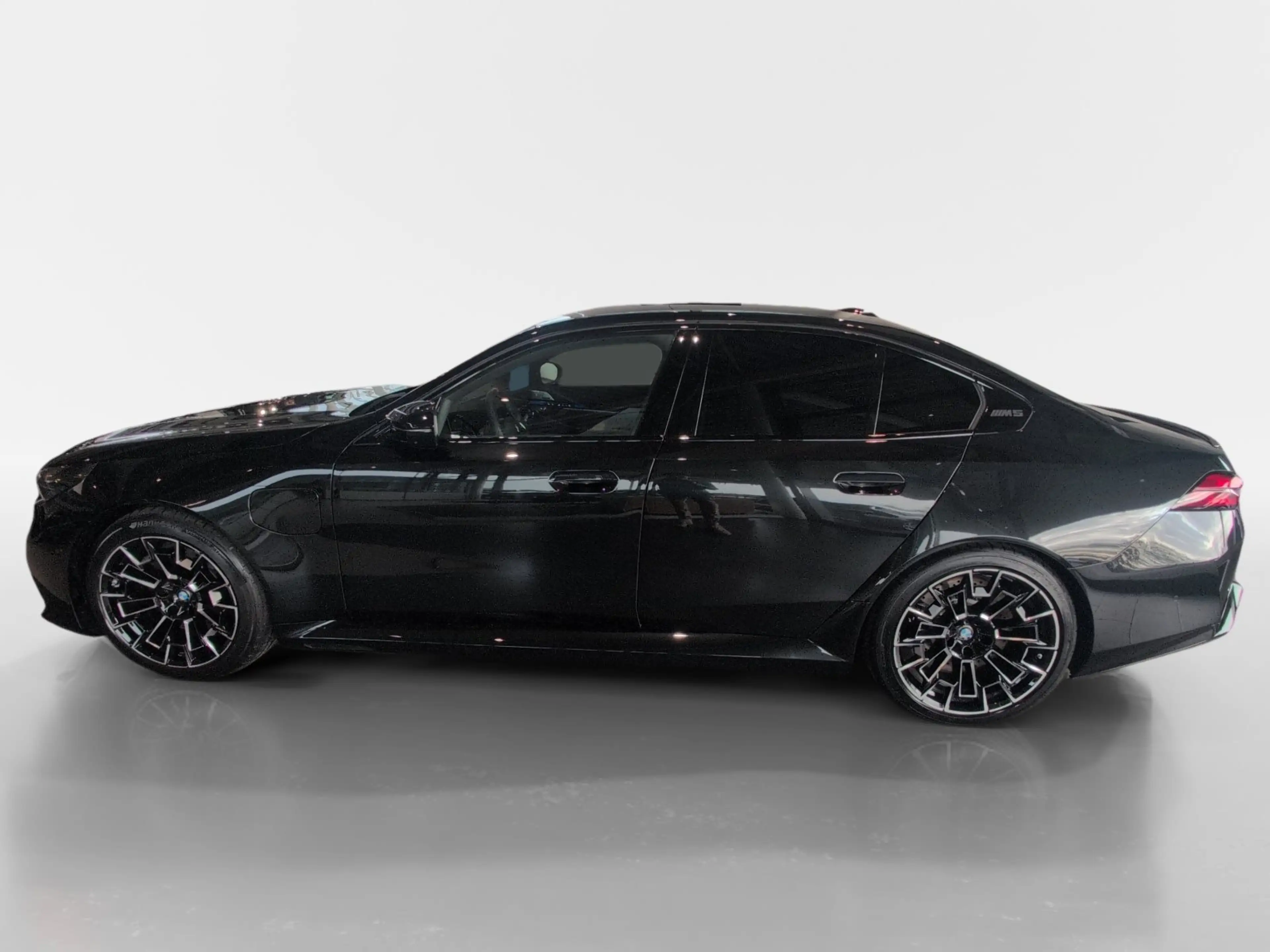 BMW M5 Limousine — photo 2