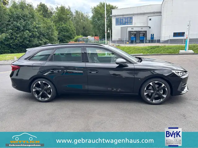 Cupra Leon view 6