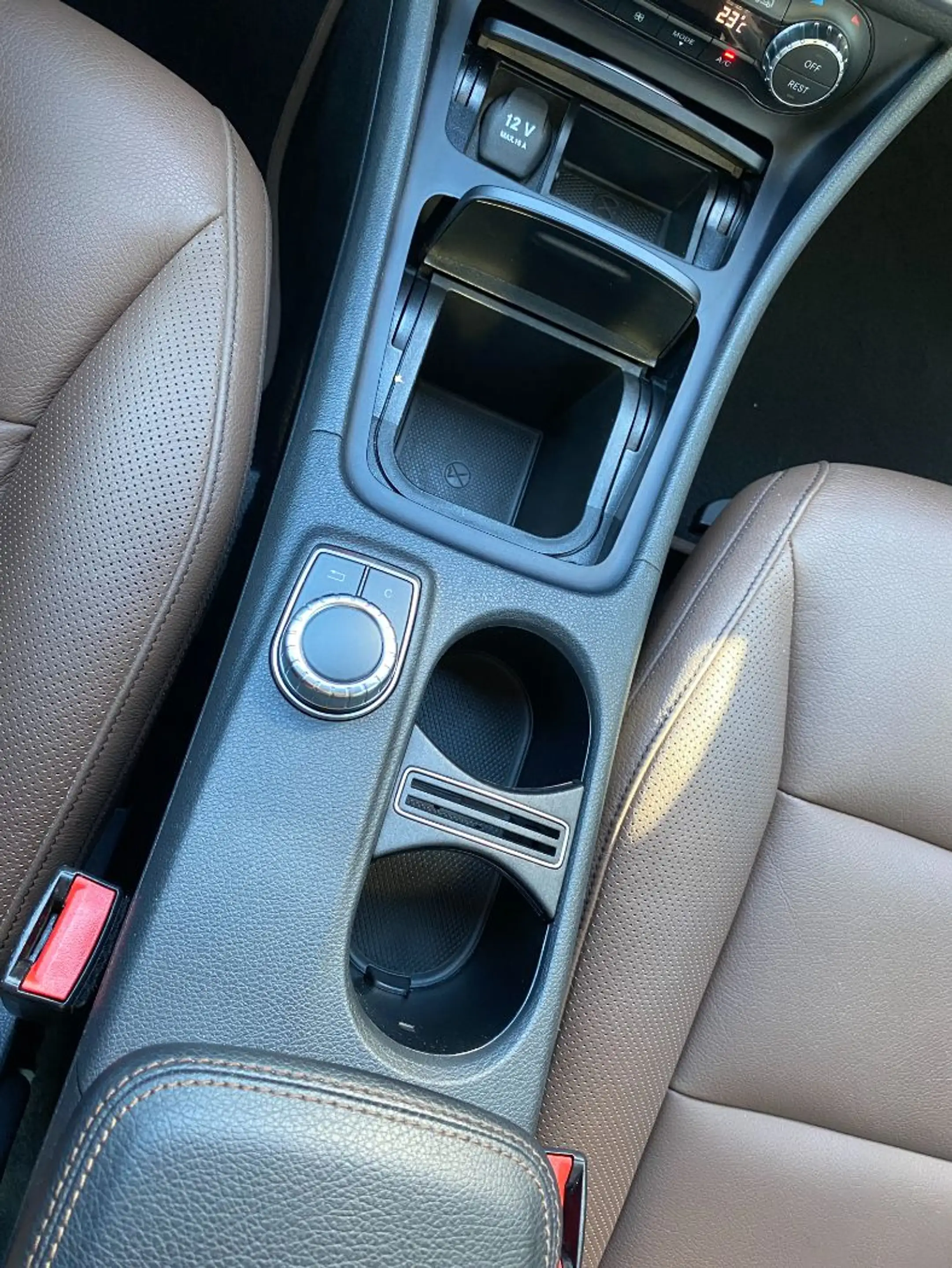 Mercedes-Benz GLA 220 CDI 4MATIC RKam Klima Shz eHeck — photo 19