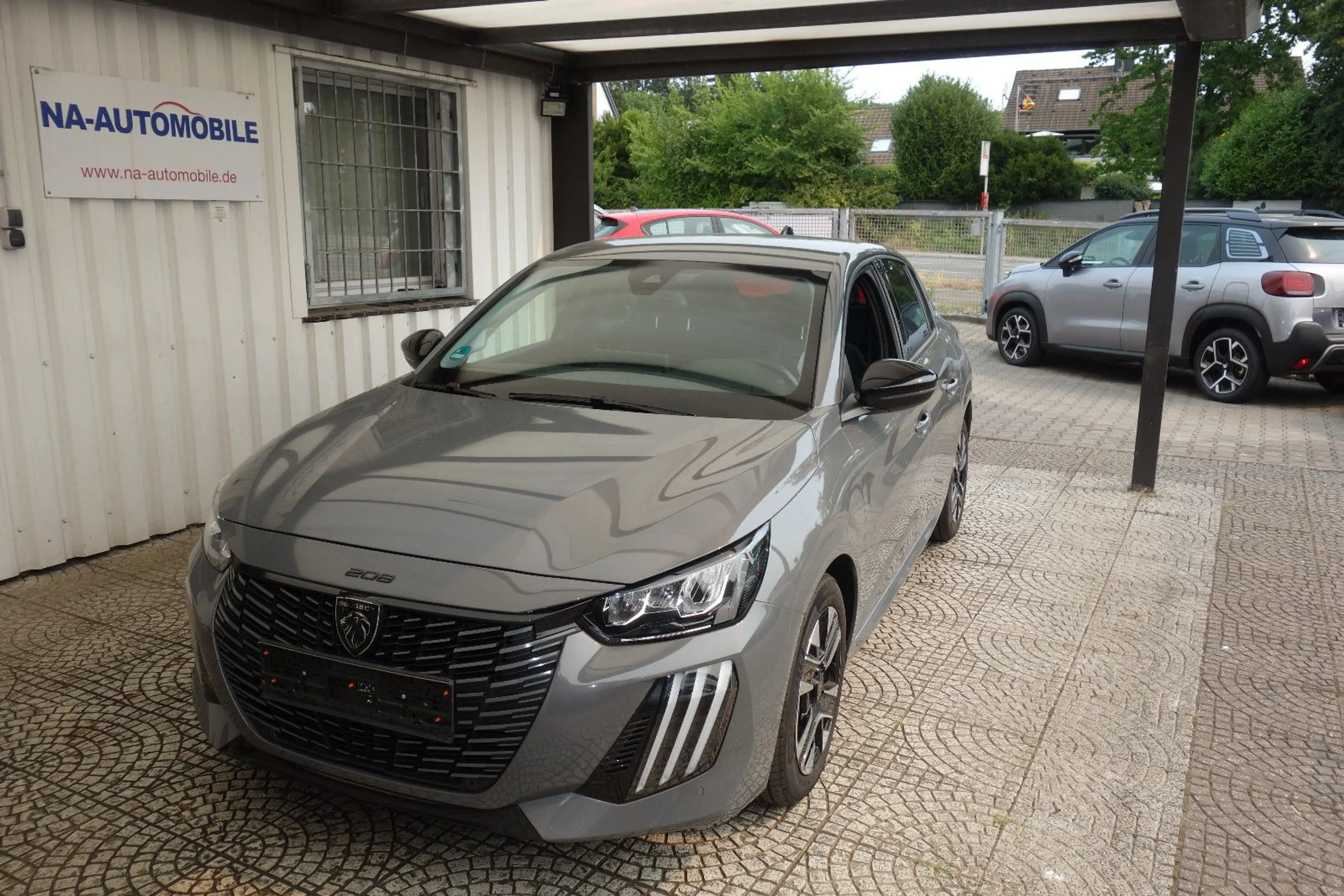 Peugeot 208 Allure PureTech 100/.1-Hand,6-gang,Klima