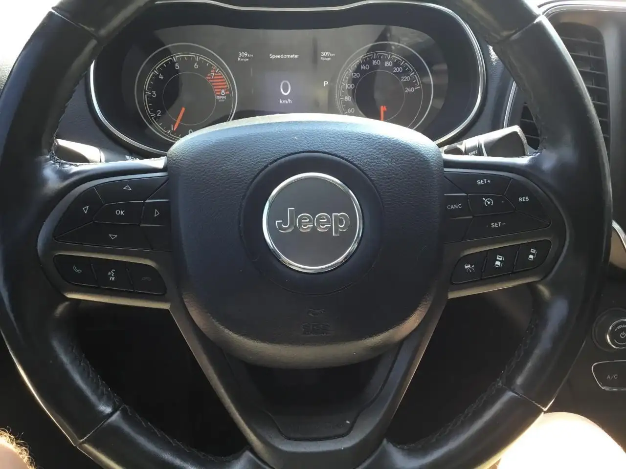 Jeep Cherokee fotografie Jeep Cherokee