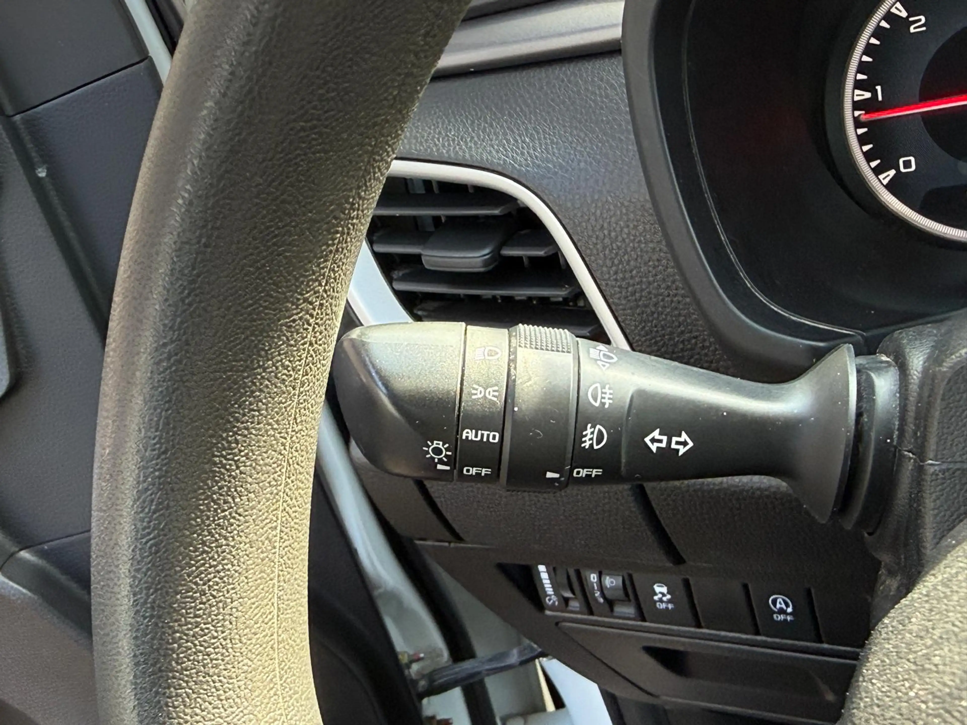 Isuzu D-Max 1.9 Extended Cab LS 4WD 3500KG Trekgewicht Dealer — photo 15