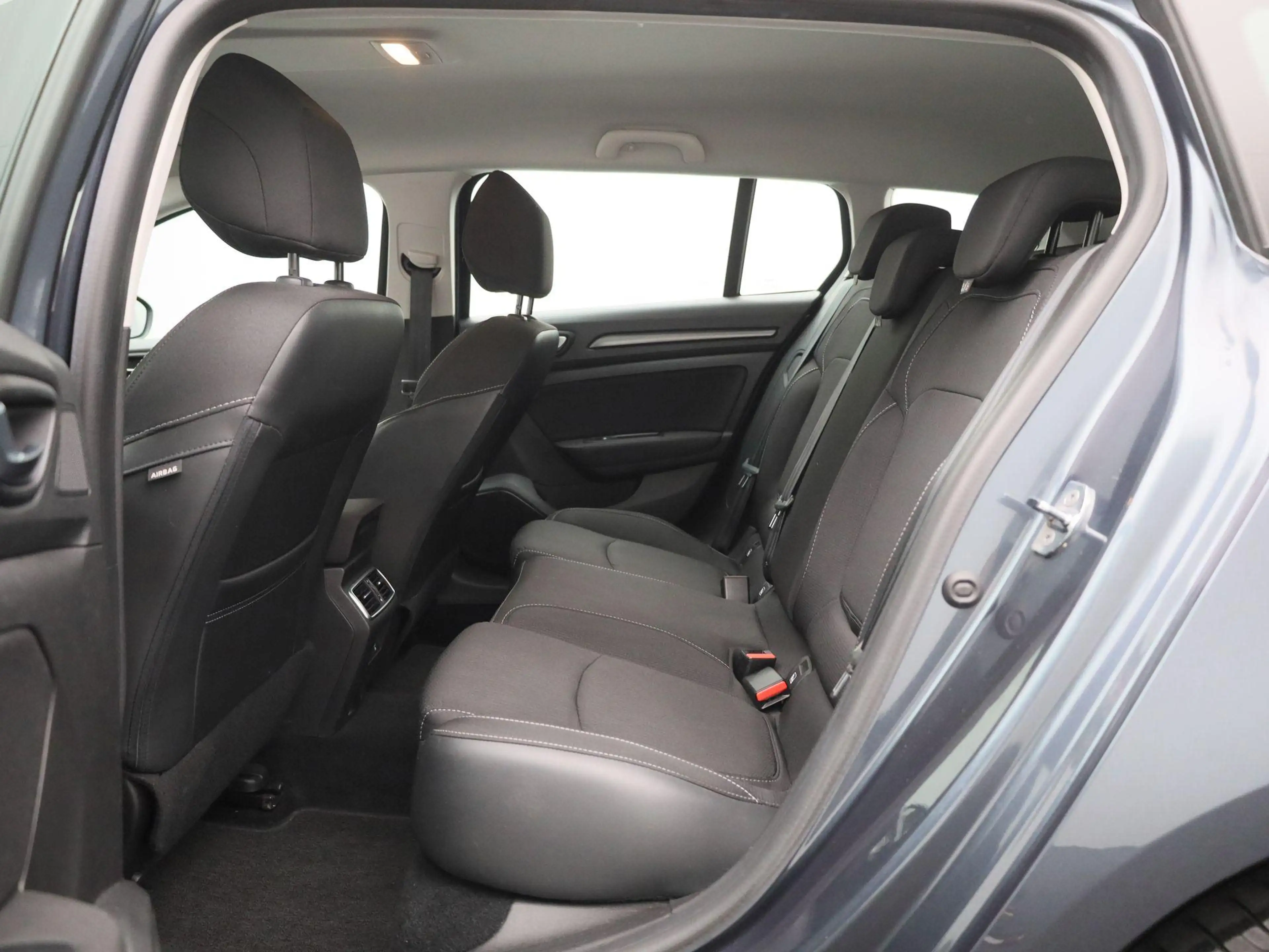 Renault Megane Estate 1.3 TCe Business Zen | Navigatie | Trekhaak — photo 12
