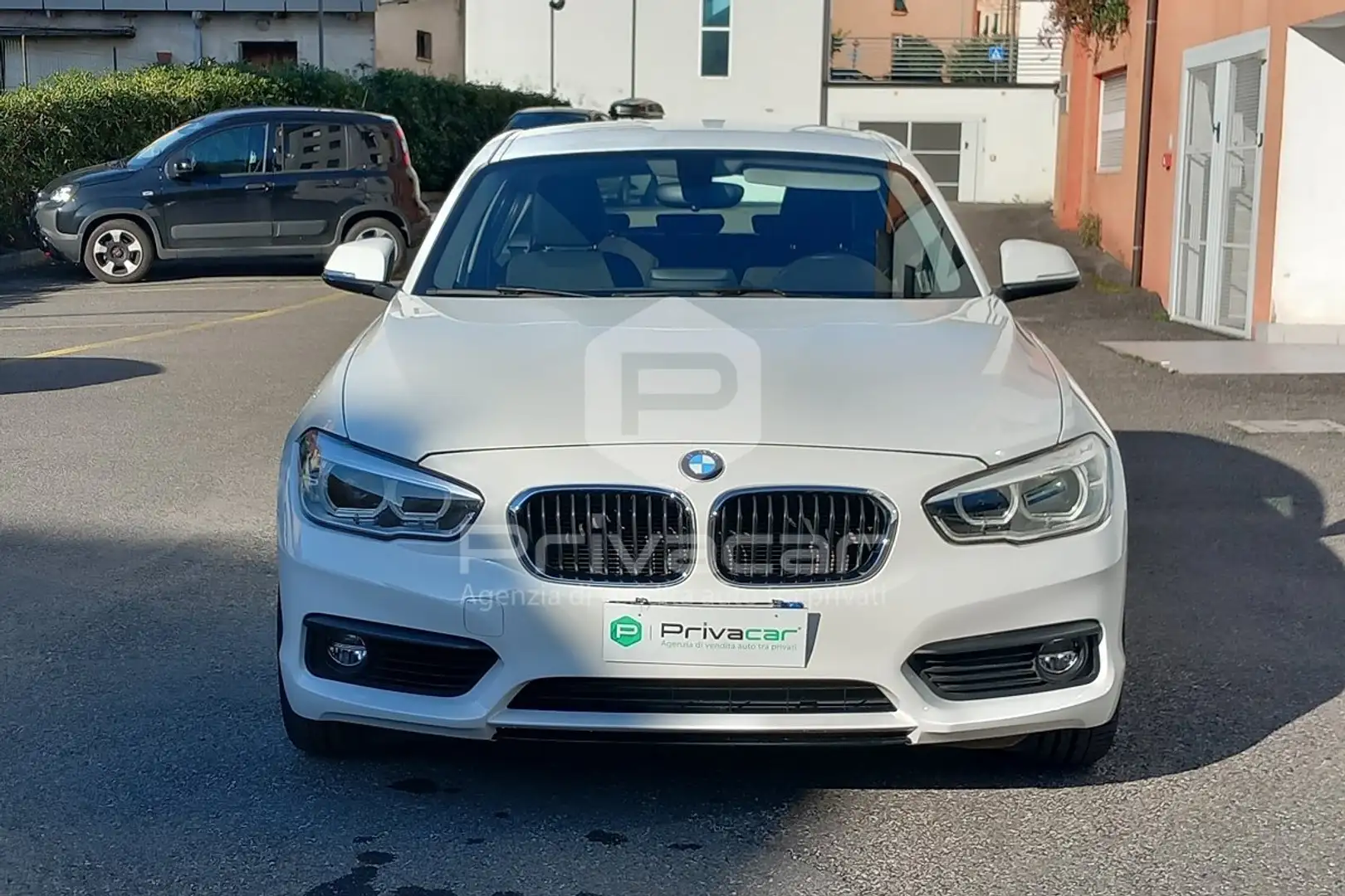 BMW 118 118i 5p. Business Advantage Biały - 2