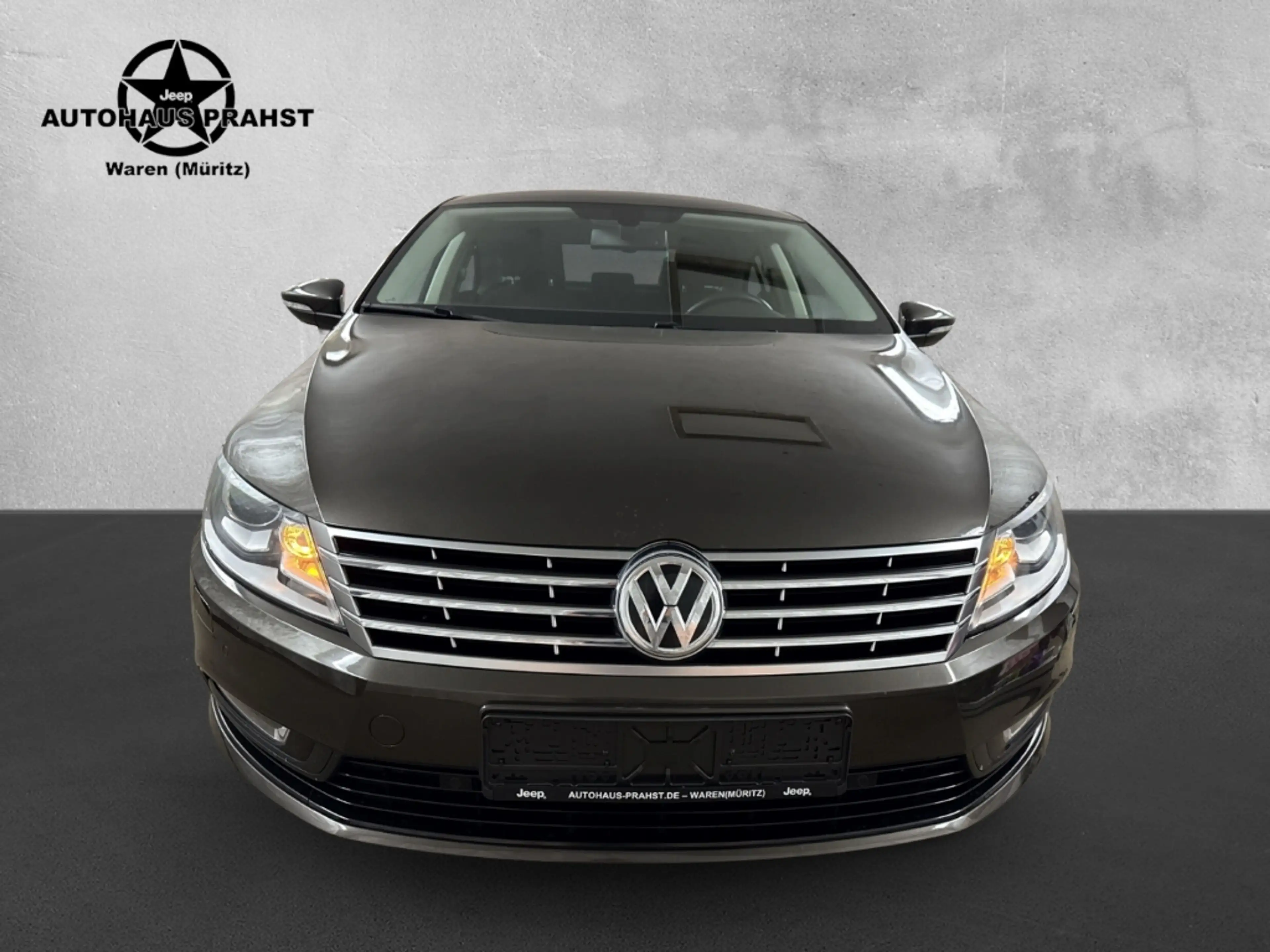 Volkswagen CC 2.0 TDI Bi-XENON TEMPOMAT PDC SITZHEIZUNG — photo 9
