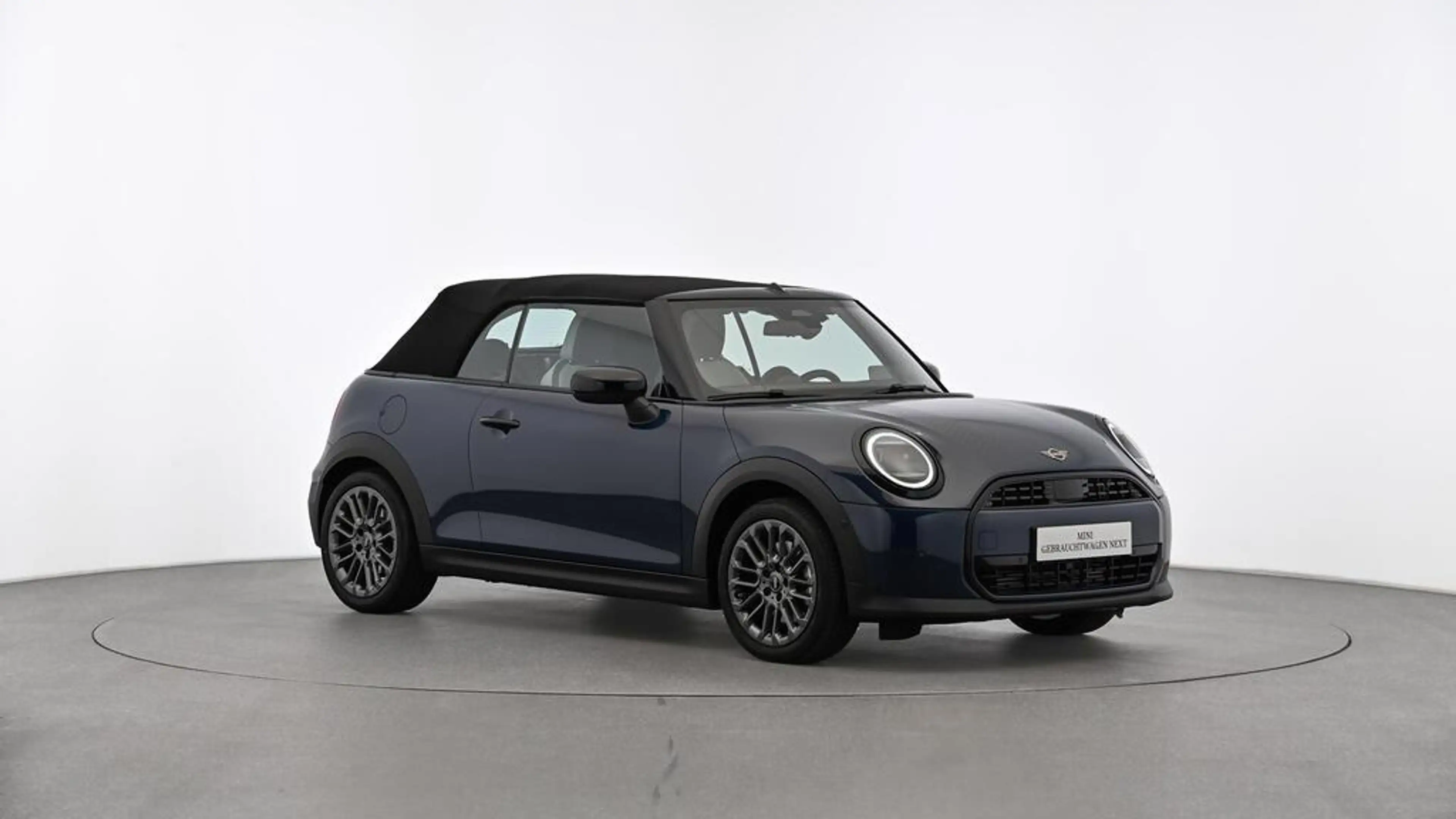 MINI Cooper C Cabrio Classic Trim — photo 14