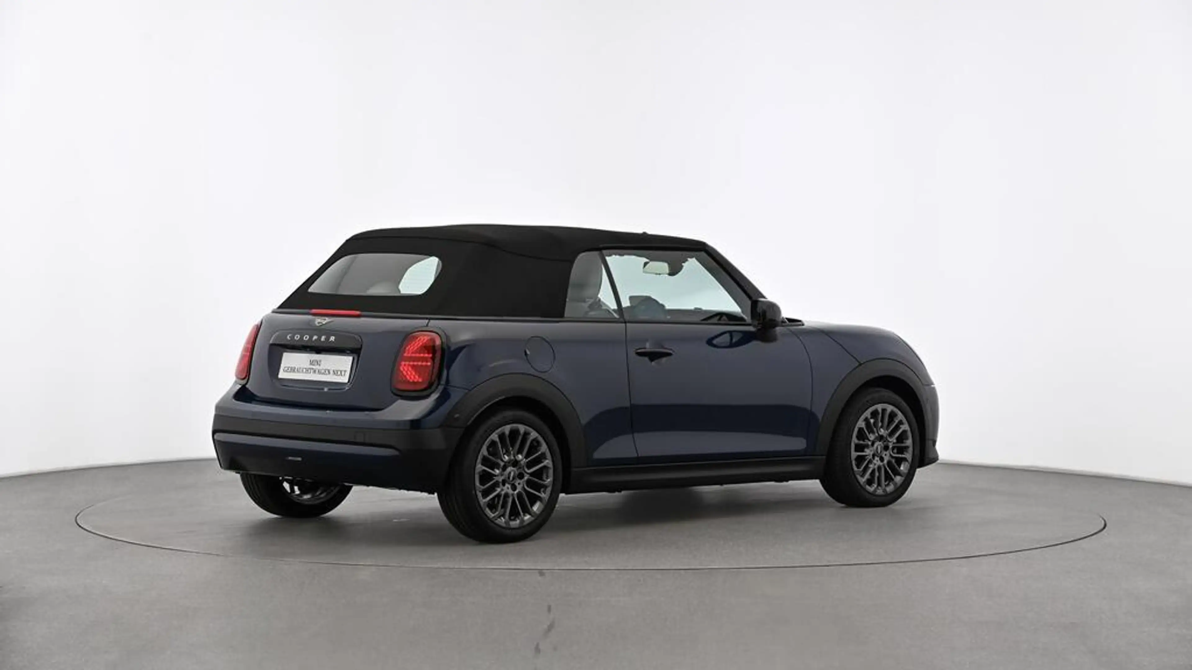 MINI Cooper C Cabrio Classic Trim — photo 4