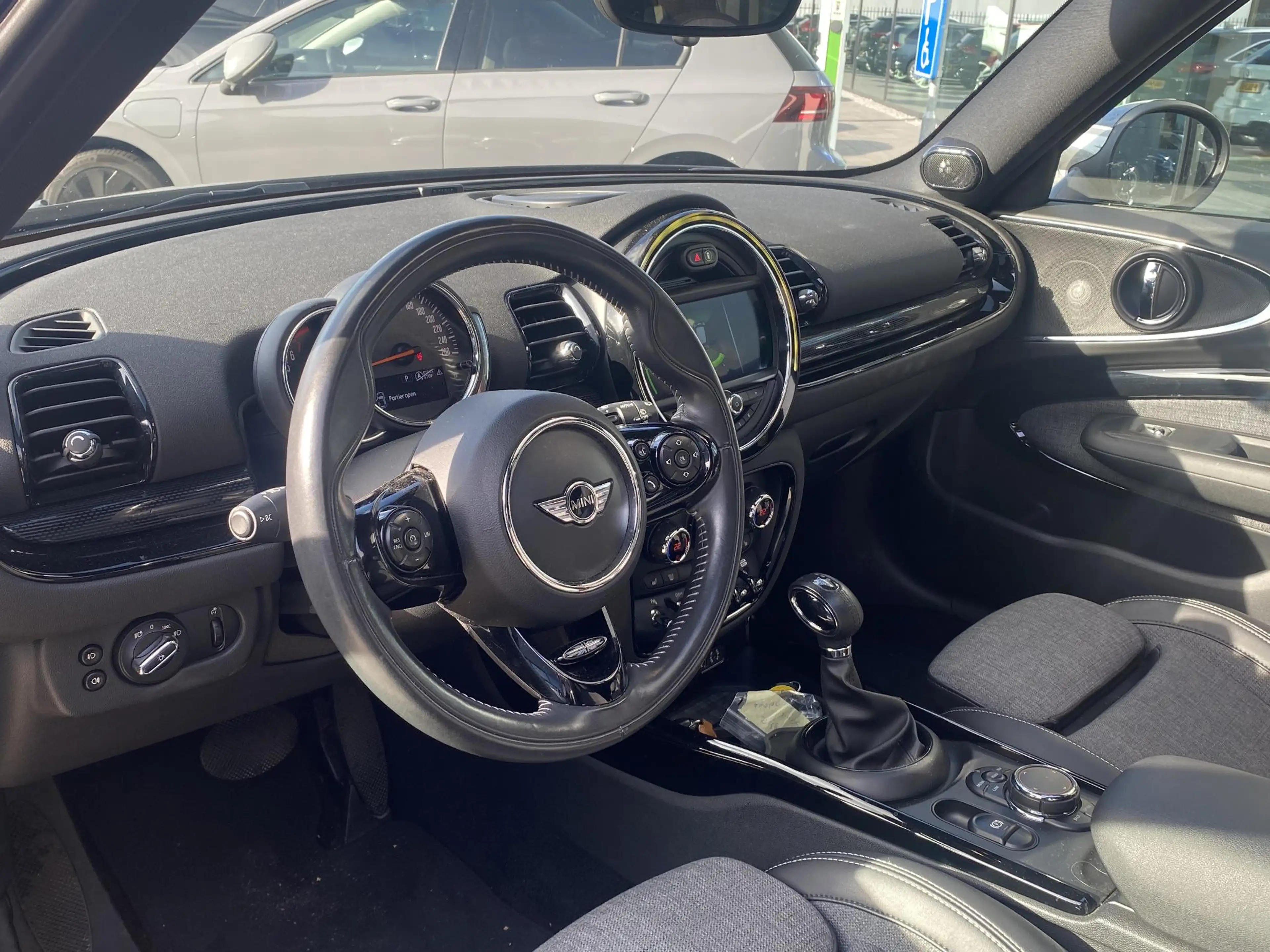 MINI Cooper Clubman 1.5 Chili Serious Business — photo 6
