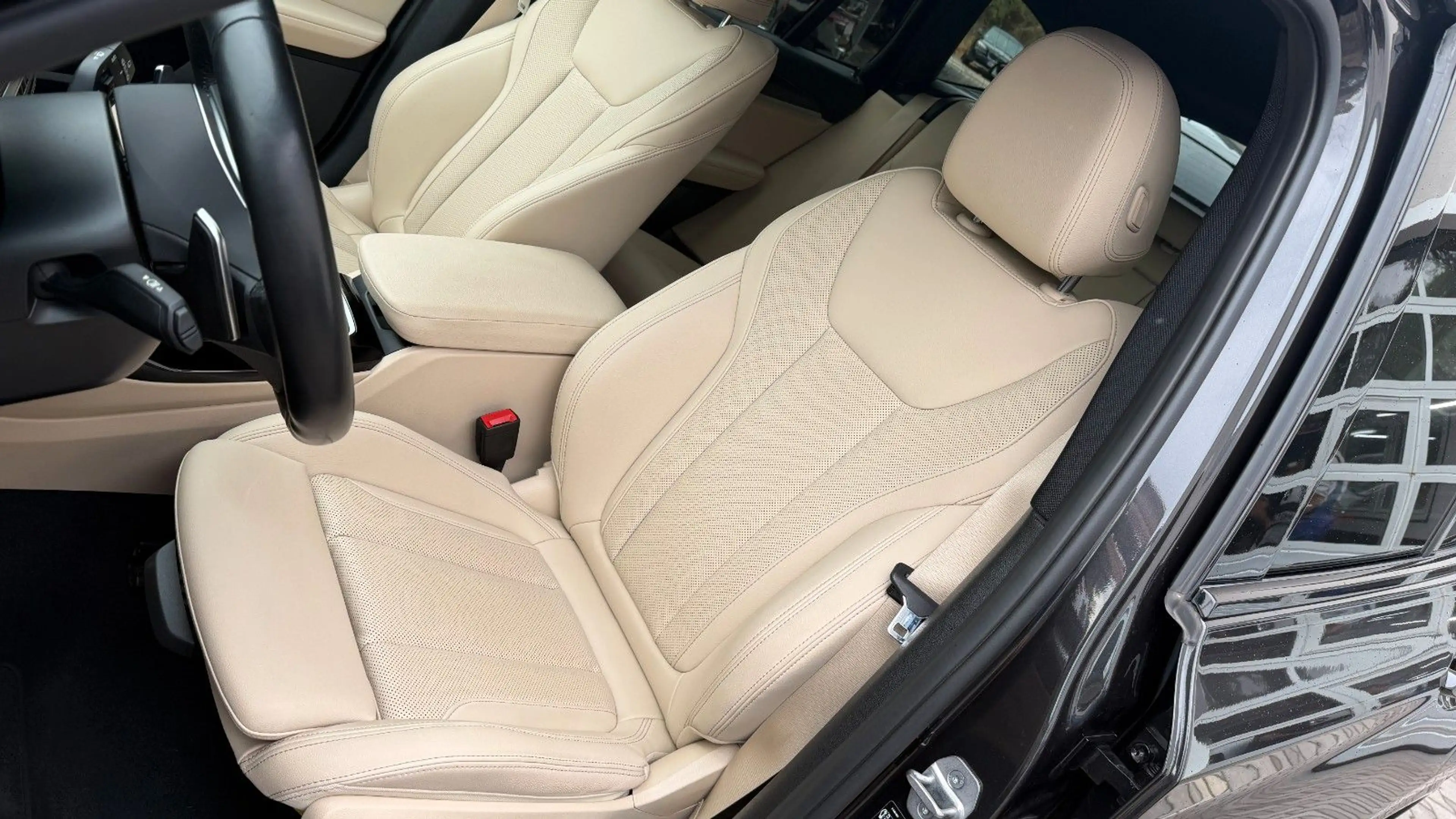 BMW X3 xDr 30e M Sport Kam AHK Navi LED Autom — photo 15