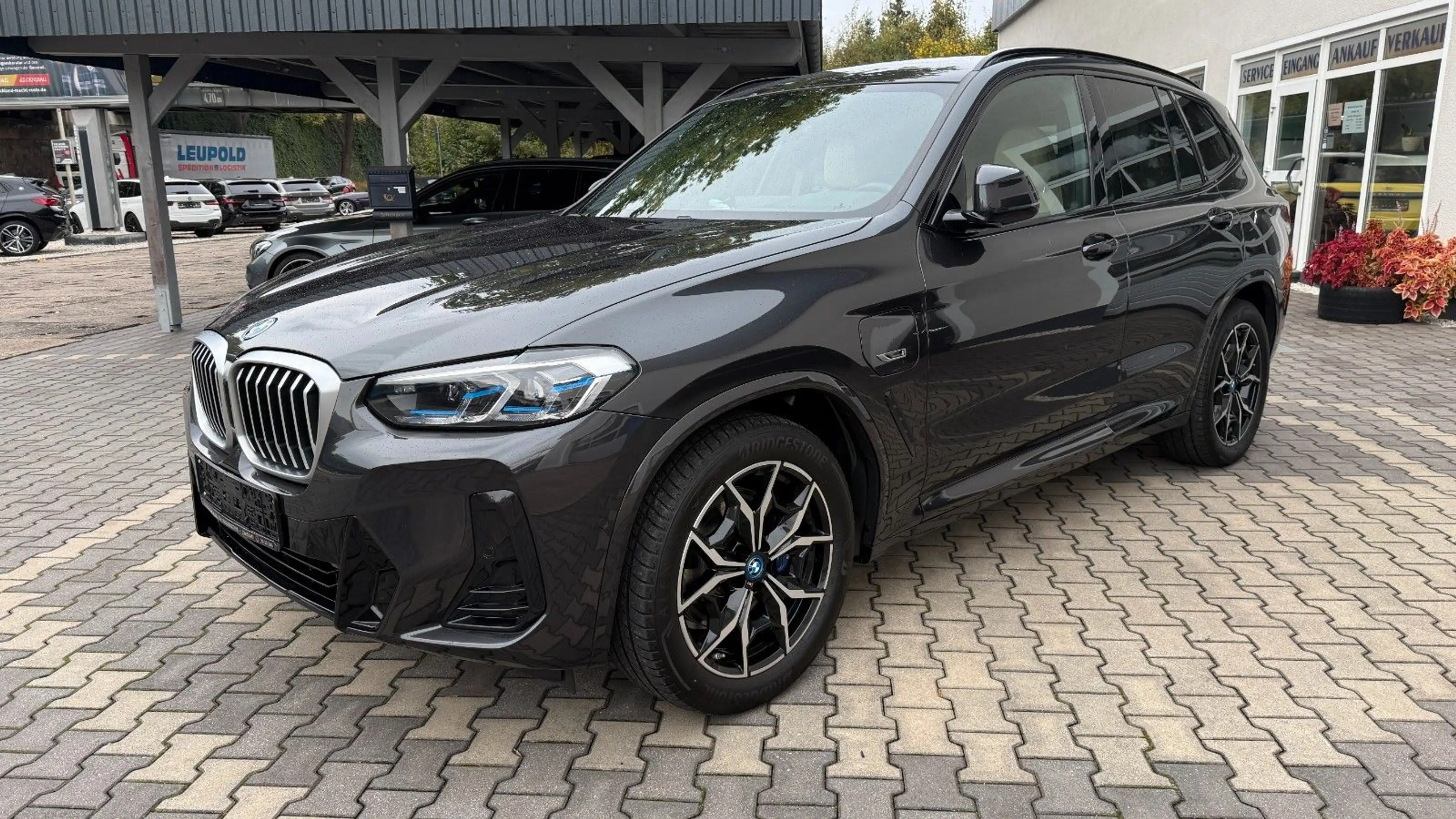 BMW X3 xDr 30e M Sport Kam AHK Navi LED Autom — photo 3