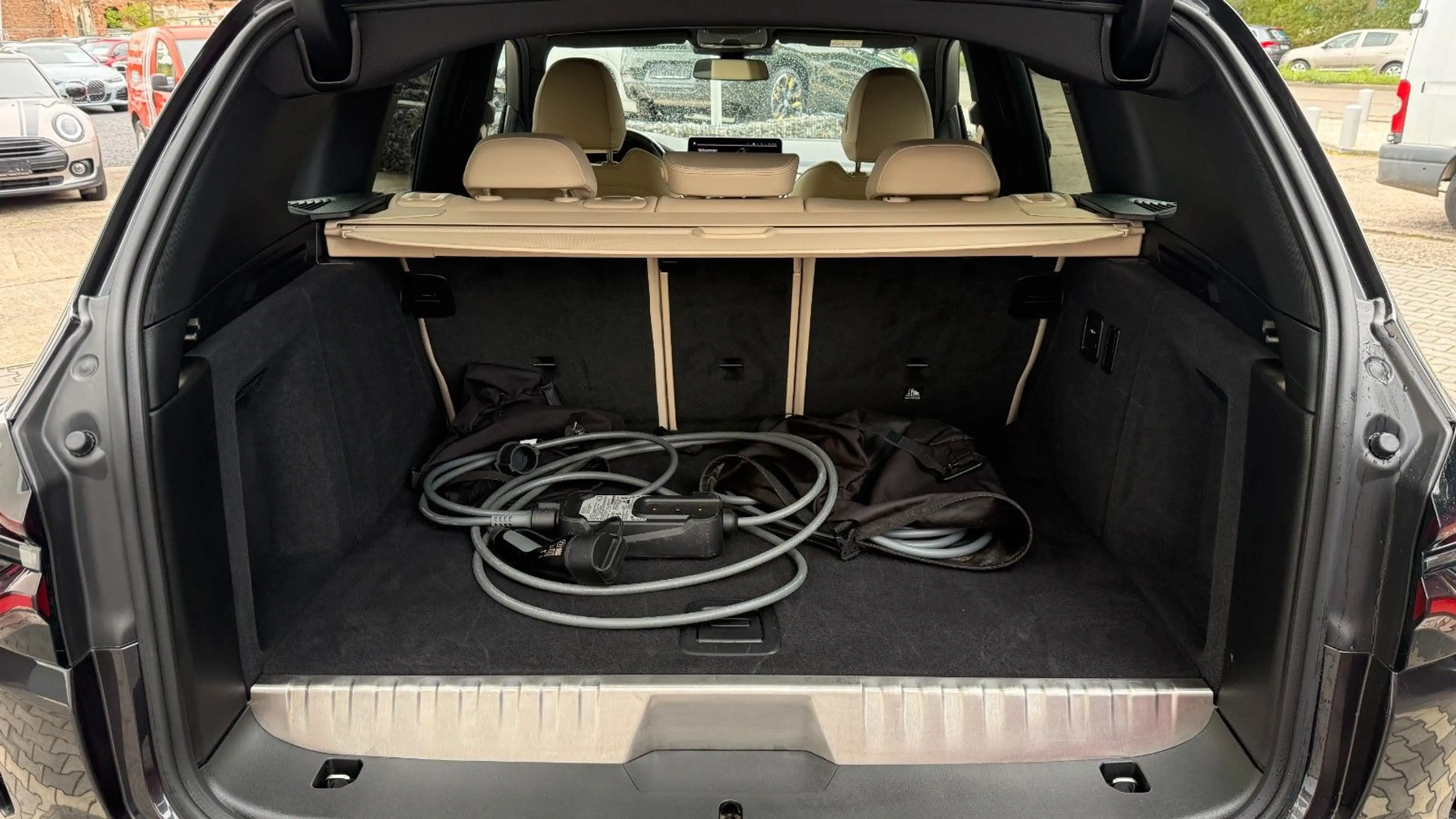 BMW X3 xDr 30e M Sport Kam AHK Navi LED Autom — photo 11