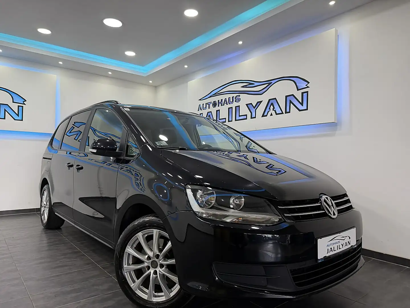 Volkswagen Sharan Trendline BMT 2,0 TDI, AHK,SHZ,TEMPOMAT Schwarz - 1