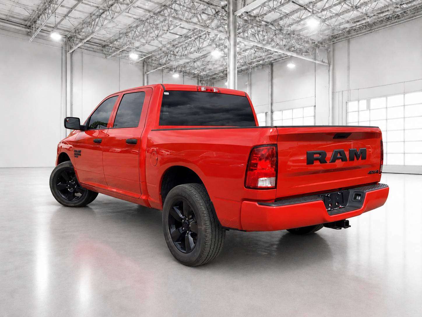 2023 RAM 1500 Night Edition Crew V6 | 4X4 — снимка 1
