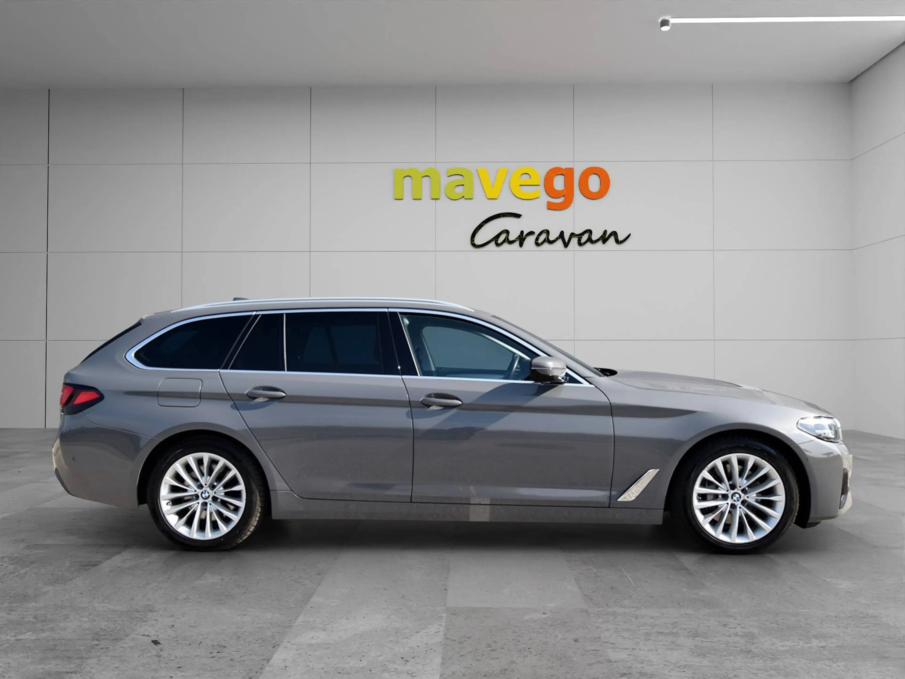 BMW 530 d 48 V Touring xDrive Aut.**ERSTBESITZ*LEASING** — photo 7
