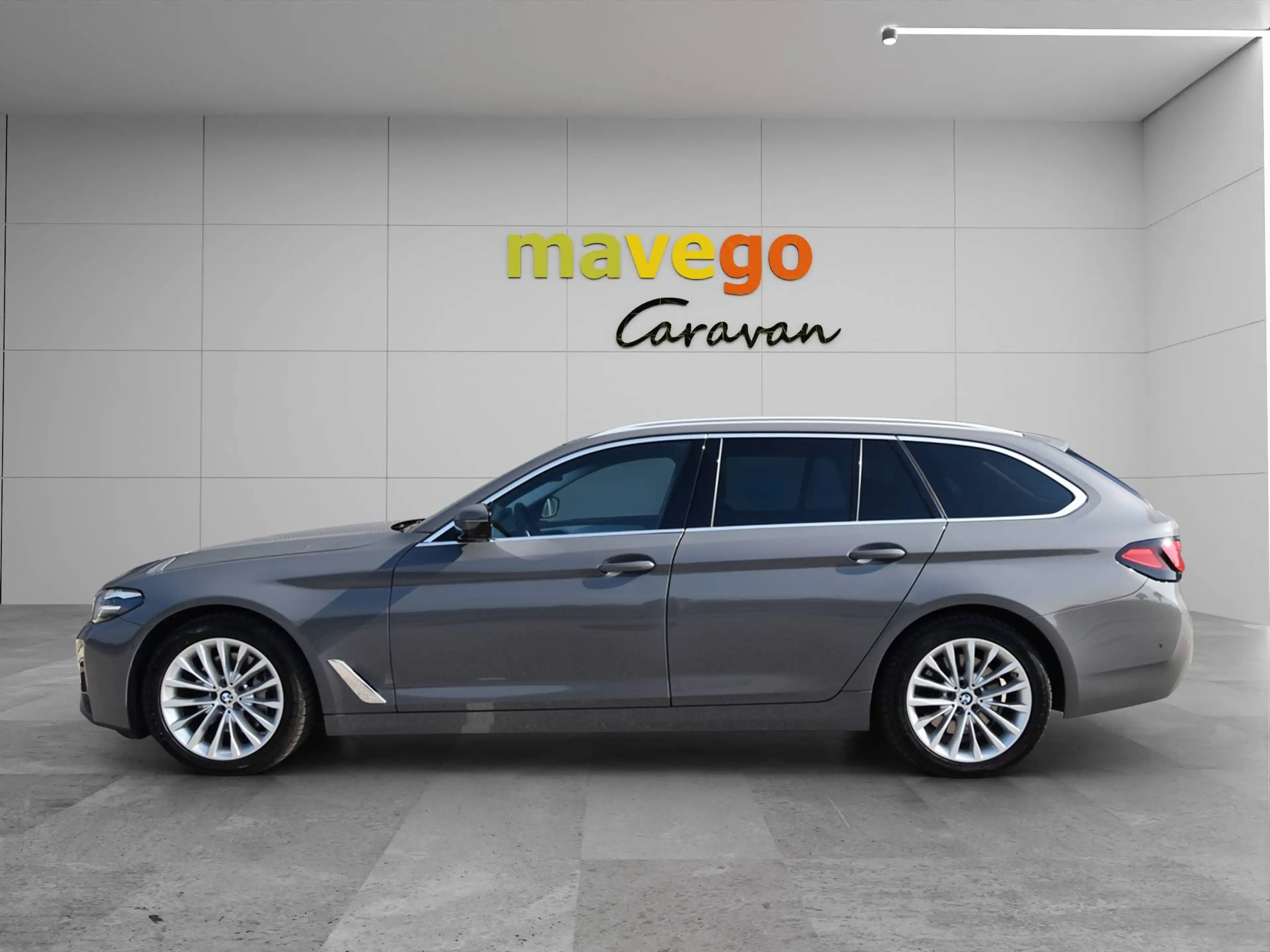 BMW 530 d 48 V Touring xDrive Aut.**ERSTBESITZ*LEASING** — photo 3