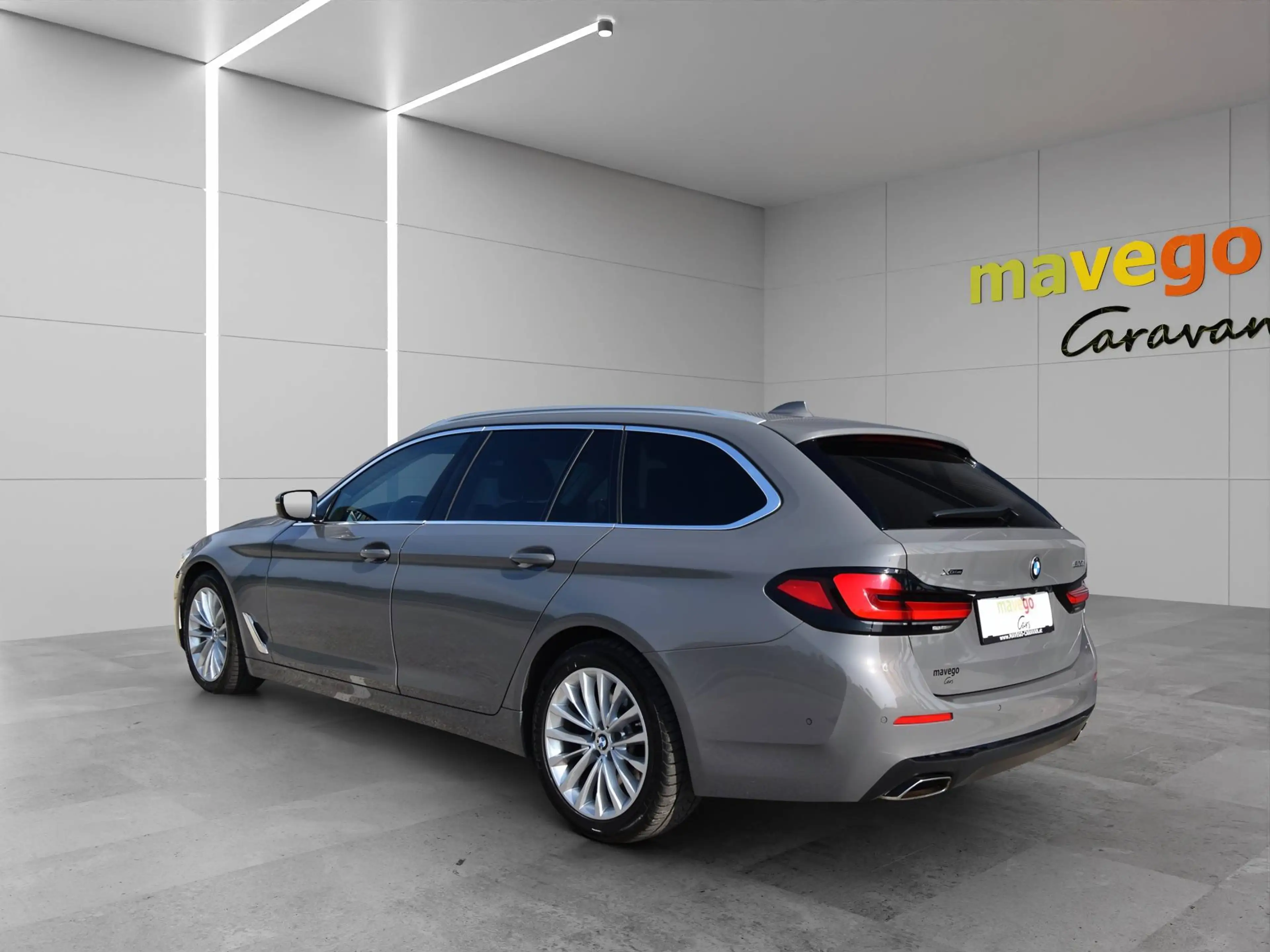 BMW 530 d 48 V Touring xDrive Aut.**ERSTBESITZ*LEASING** — photo 4