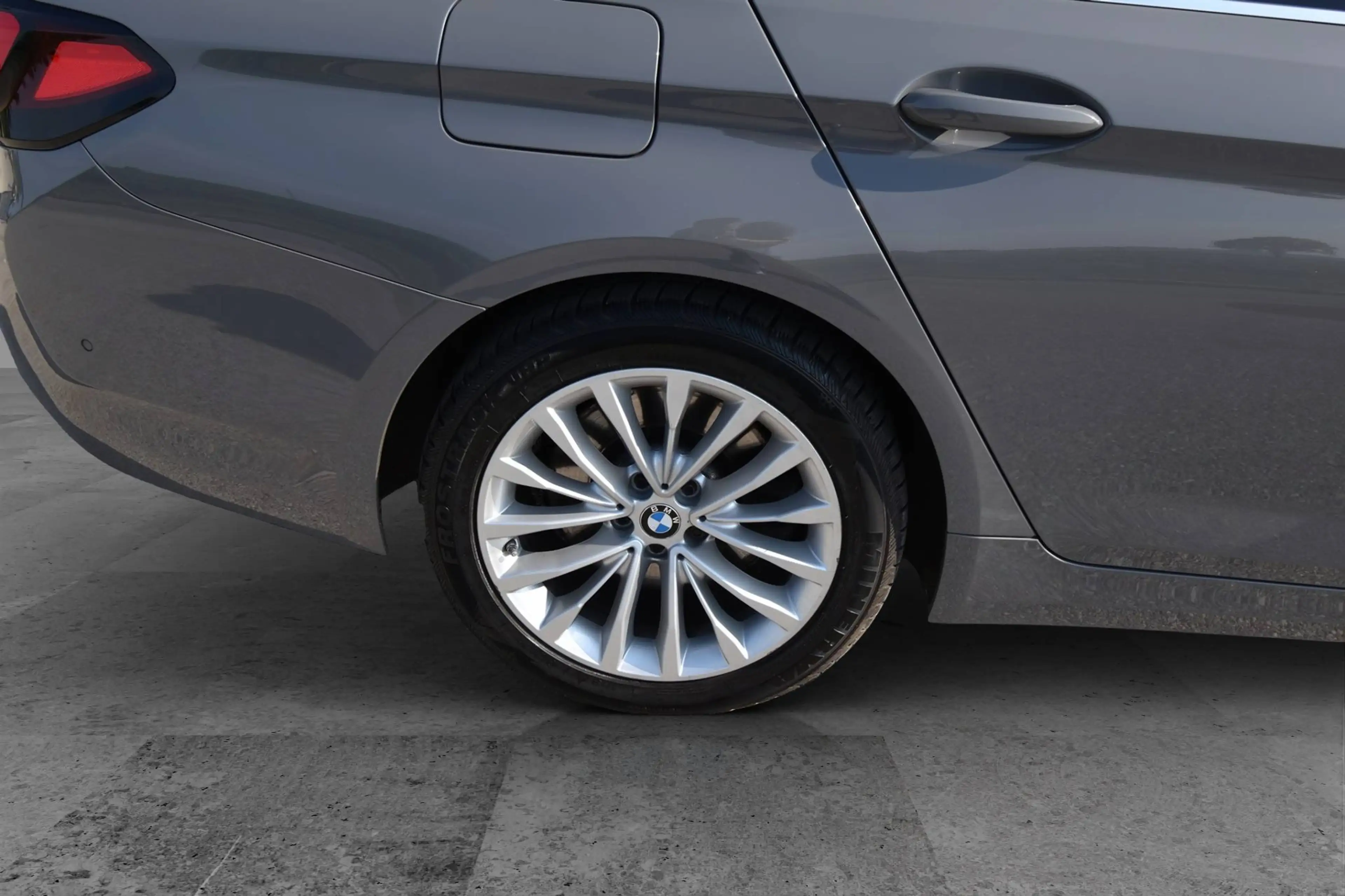 BMW 530 d 48 V Touring xDrive Aut.**ERSTBESITZ*LEASING** — photo 9