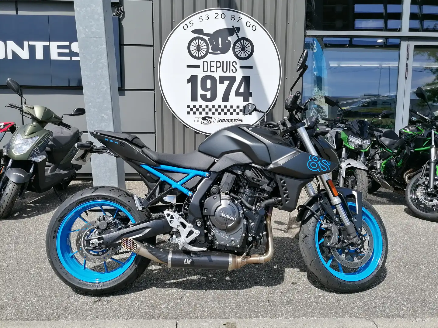 Suzuki GSX 8S Kék - 1