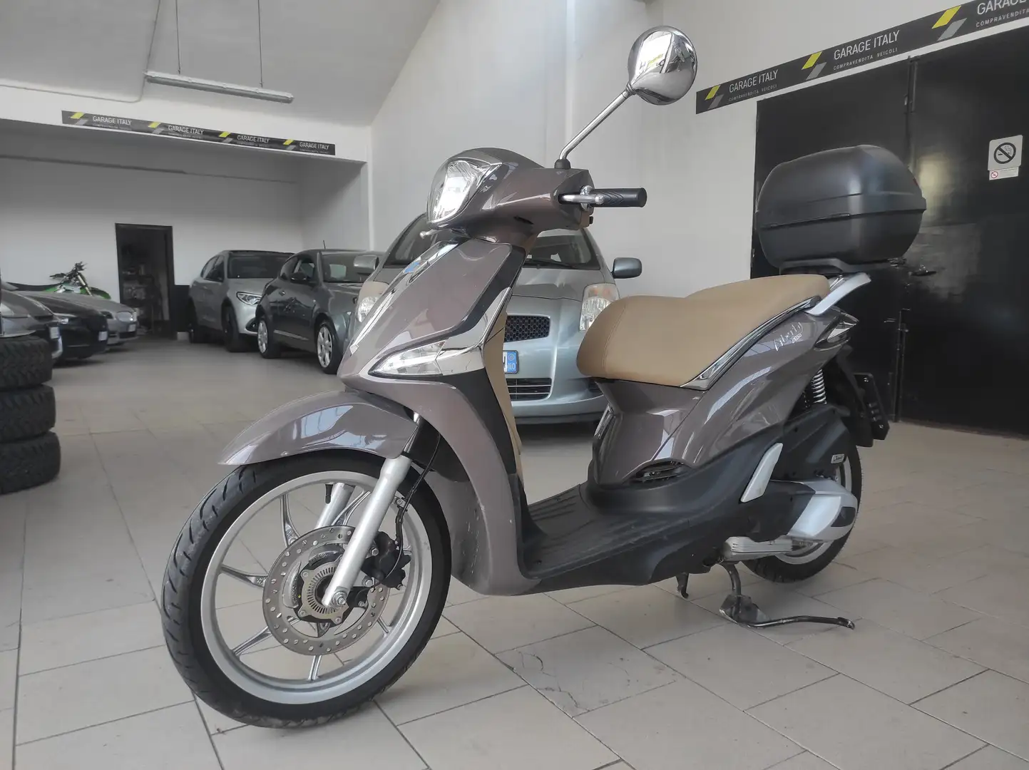 Piaggio Liberty 150 ABS I-GET Бежевий - 1