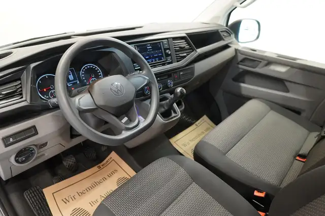Volkswagen Transporter view 13