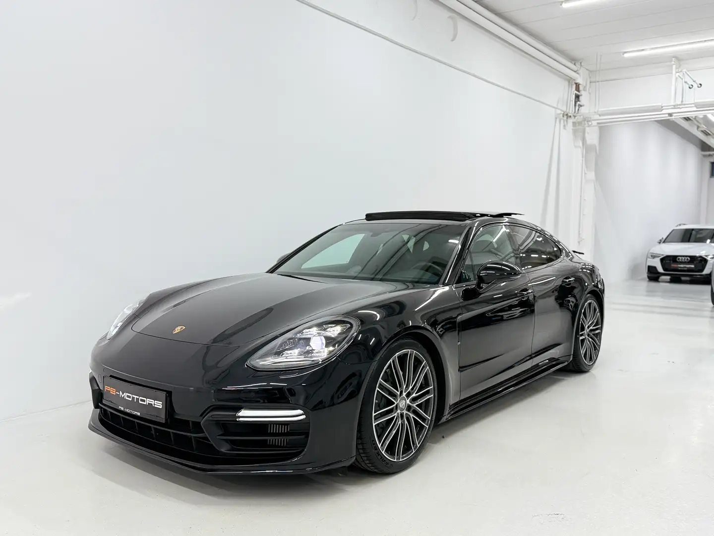 Porsche Panamera 4 S V8 Diesel Sportdesign Panorama 21" PDLS Carbon Schwarz - 2