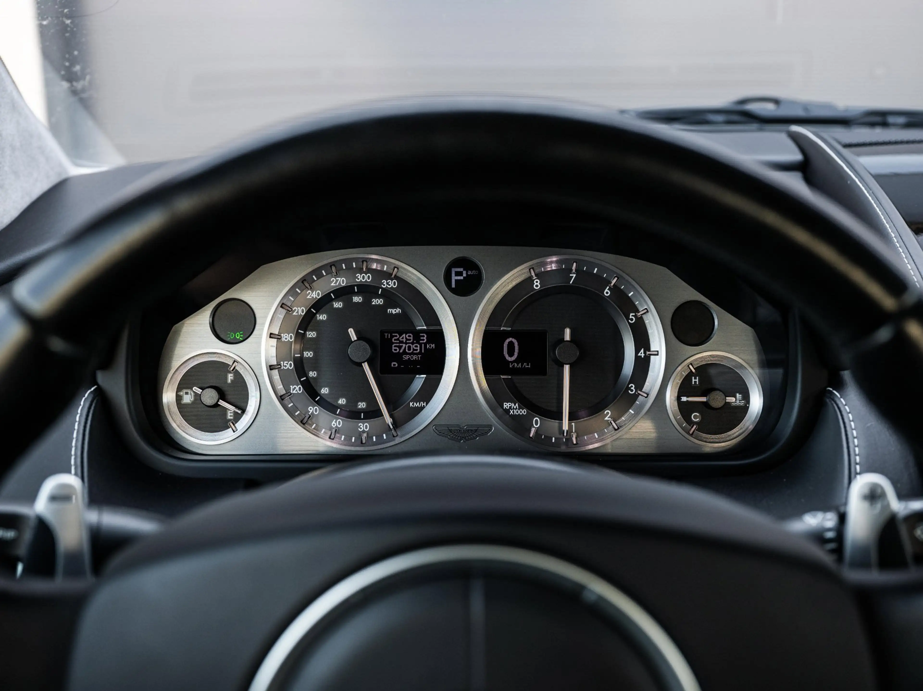 Aston Martin DB9 5.9 V12 Coupe | Dealer Oh. | Org. NL | Tungsten Si — photo 11