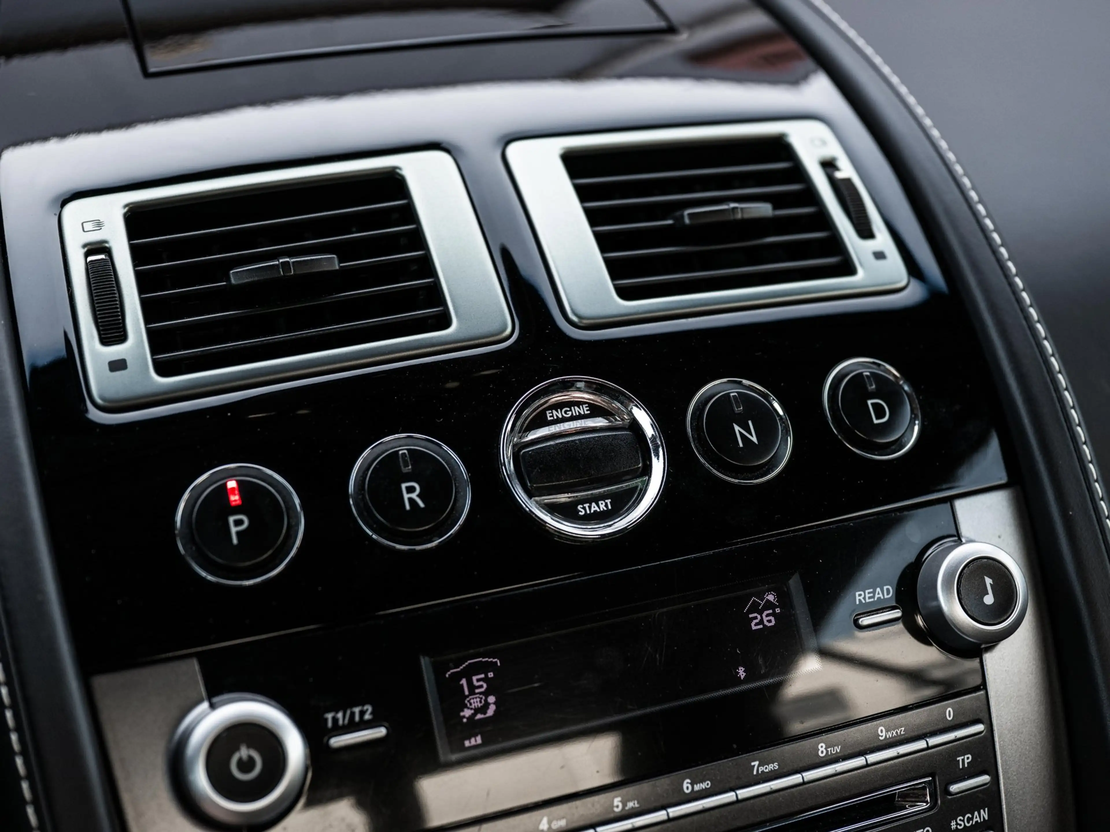 Aston Martin DB9 5.9 V12 Coupe | Dealer Oh. | Org. NL | Tungsten Si — photo 15
