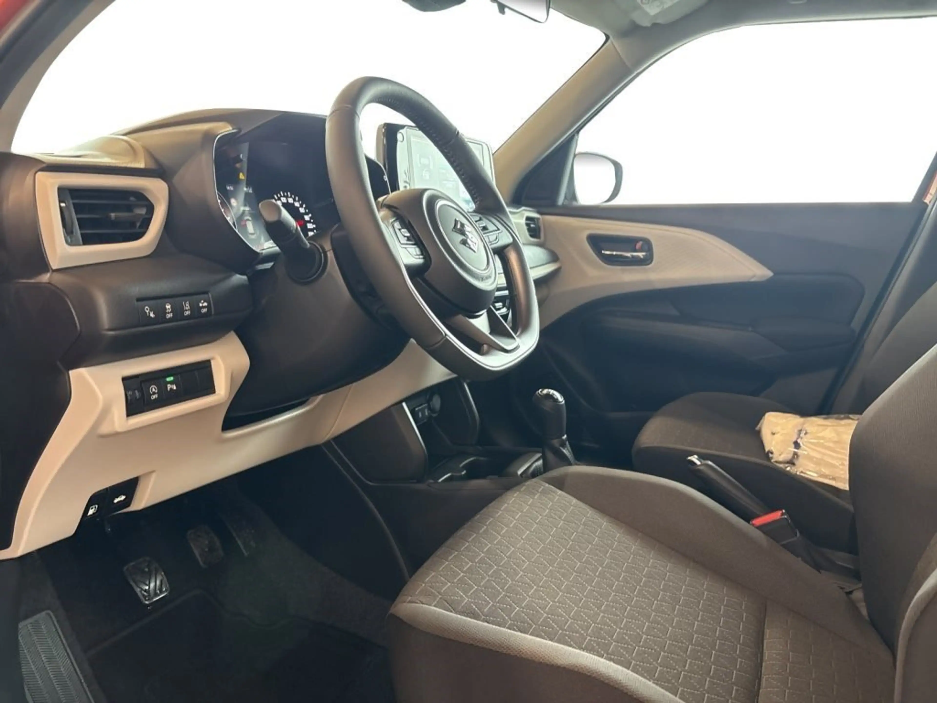 Suzuki Swift 1.2 HYBRID ALLGRIP shine — photo 12