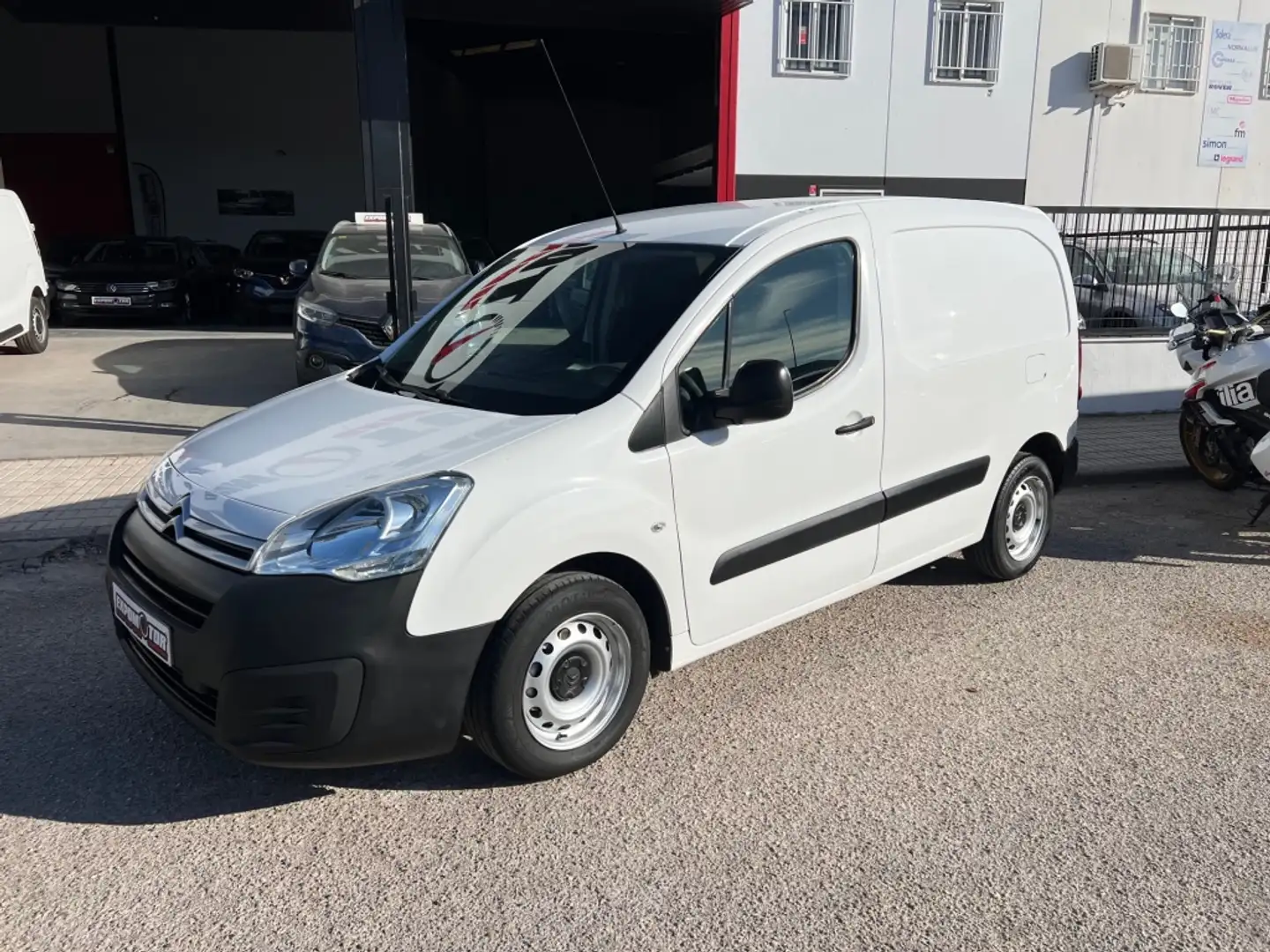 Citroen Berlingo Furgón 1.6BlueHDi 75 Blanco - 1