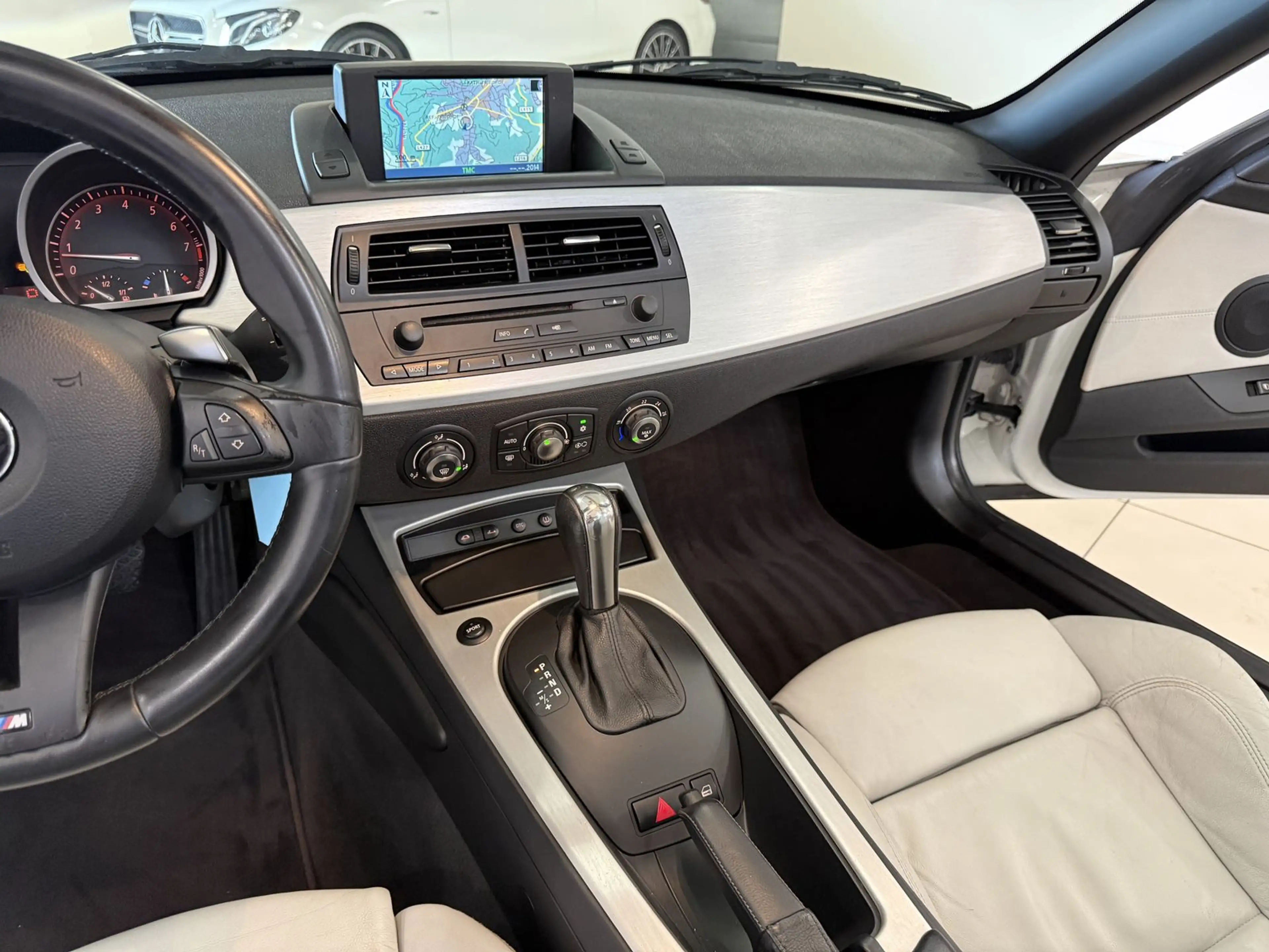 BMW Z4 3.0 si *2.Hand-M Sitze-Navi-Xenon* — photo 14