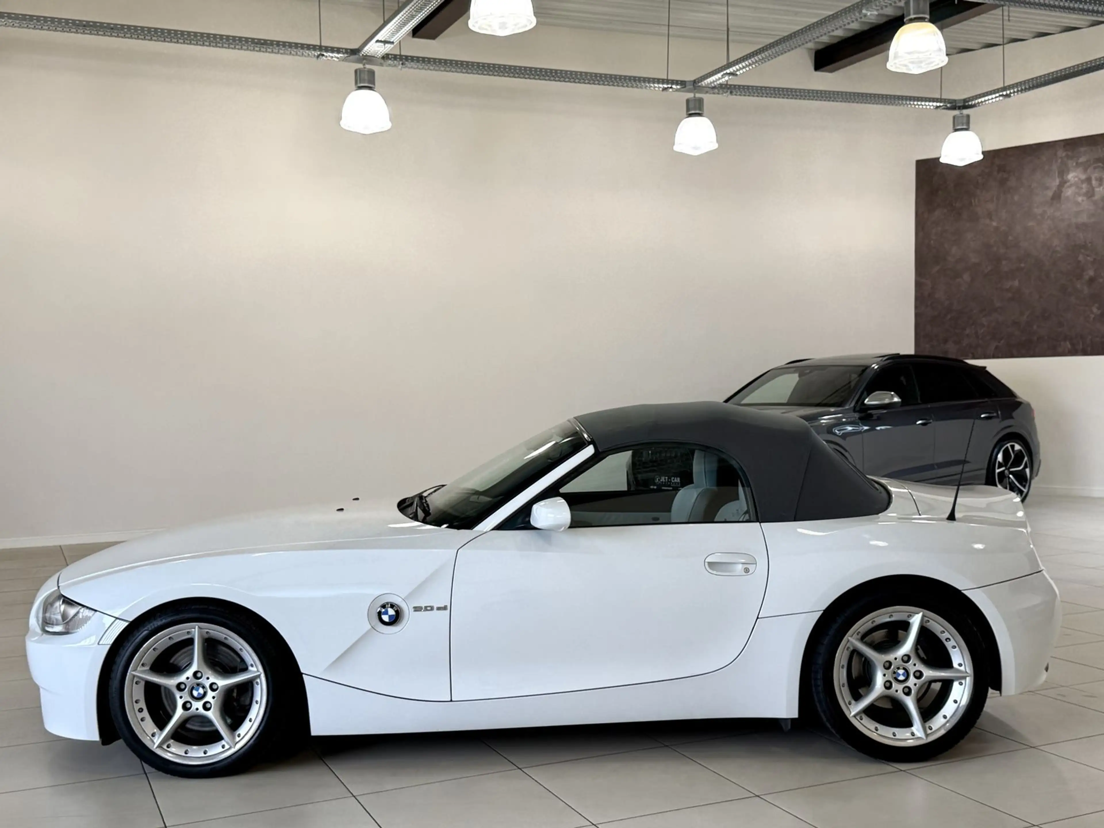 BMW Z4 3.0 si *2.Hand-M Sitze-Navi-Xenon* — photo 3
