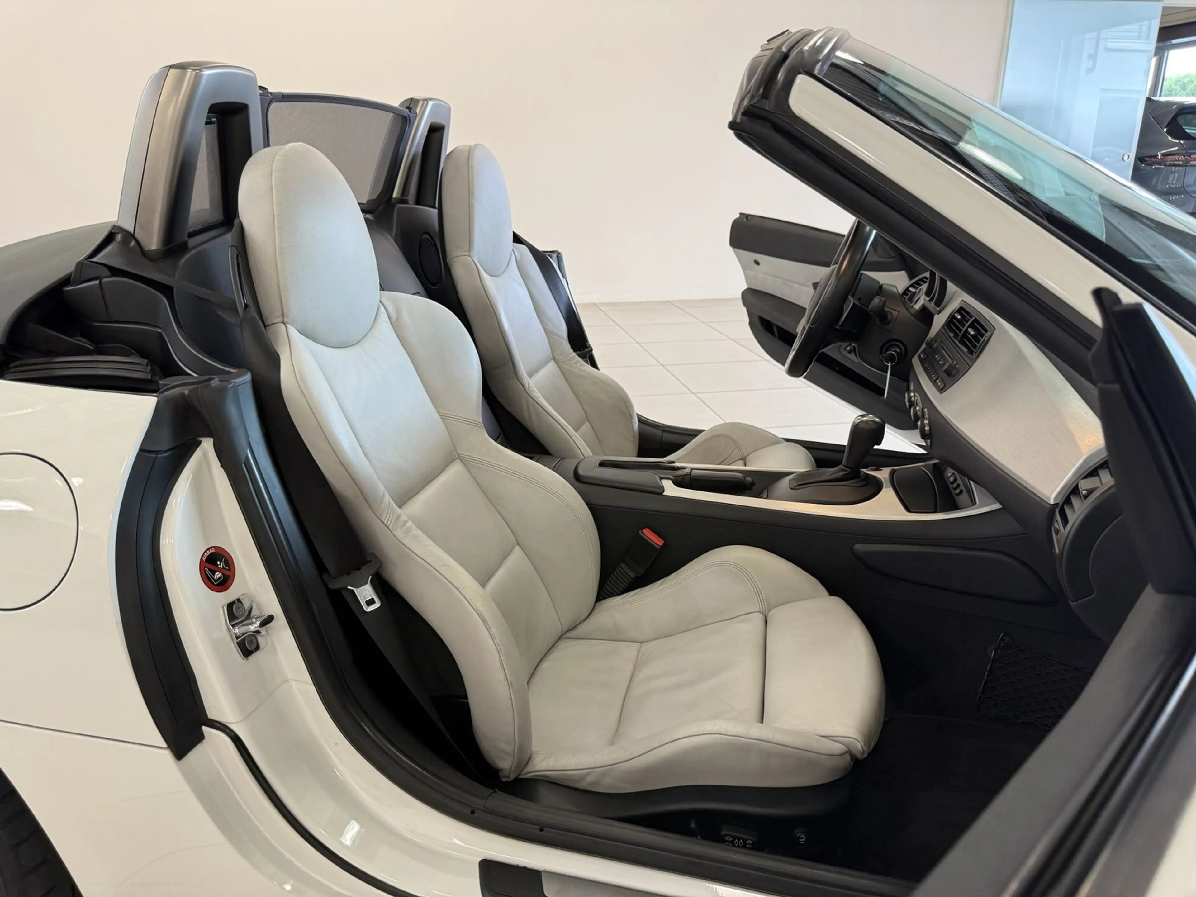 BMW Z4 3.0 si *2.Hand-M Sitze-Navi-Xenon* — photo 9