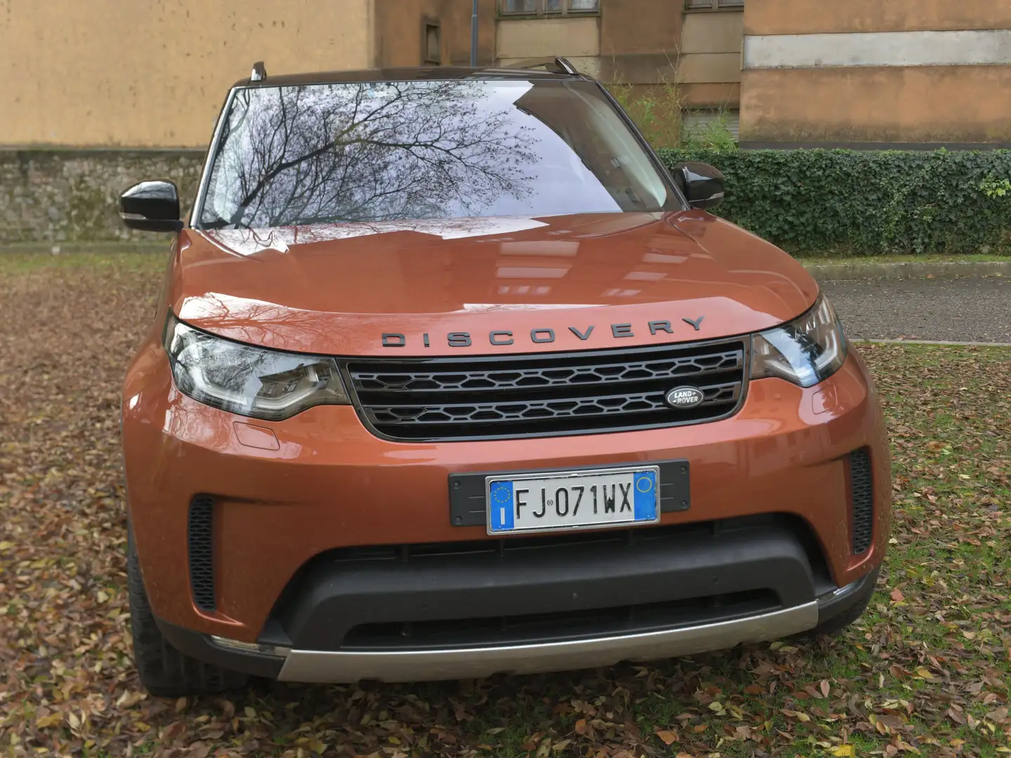 Land Rover Discovery First Edition Portocaliu - 2