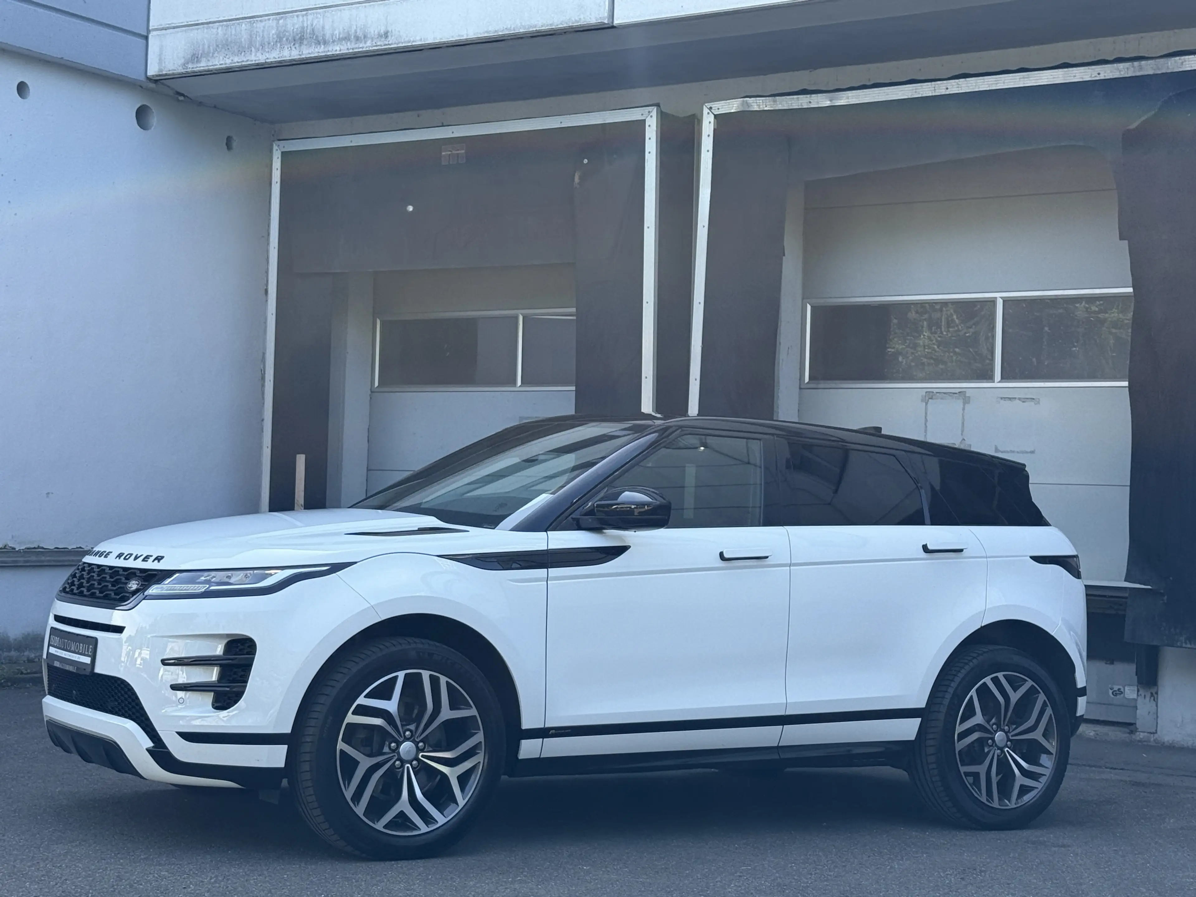 Land Rover Range Rover Evoque D240 R-Dynamic S LED Pano 360 — photo 2