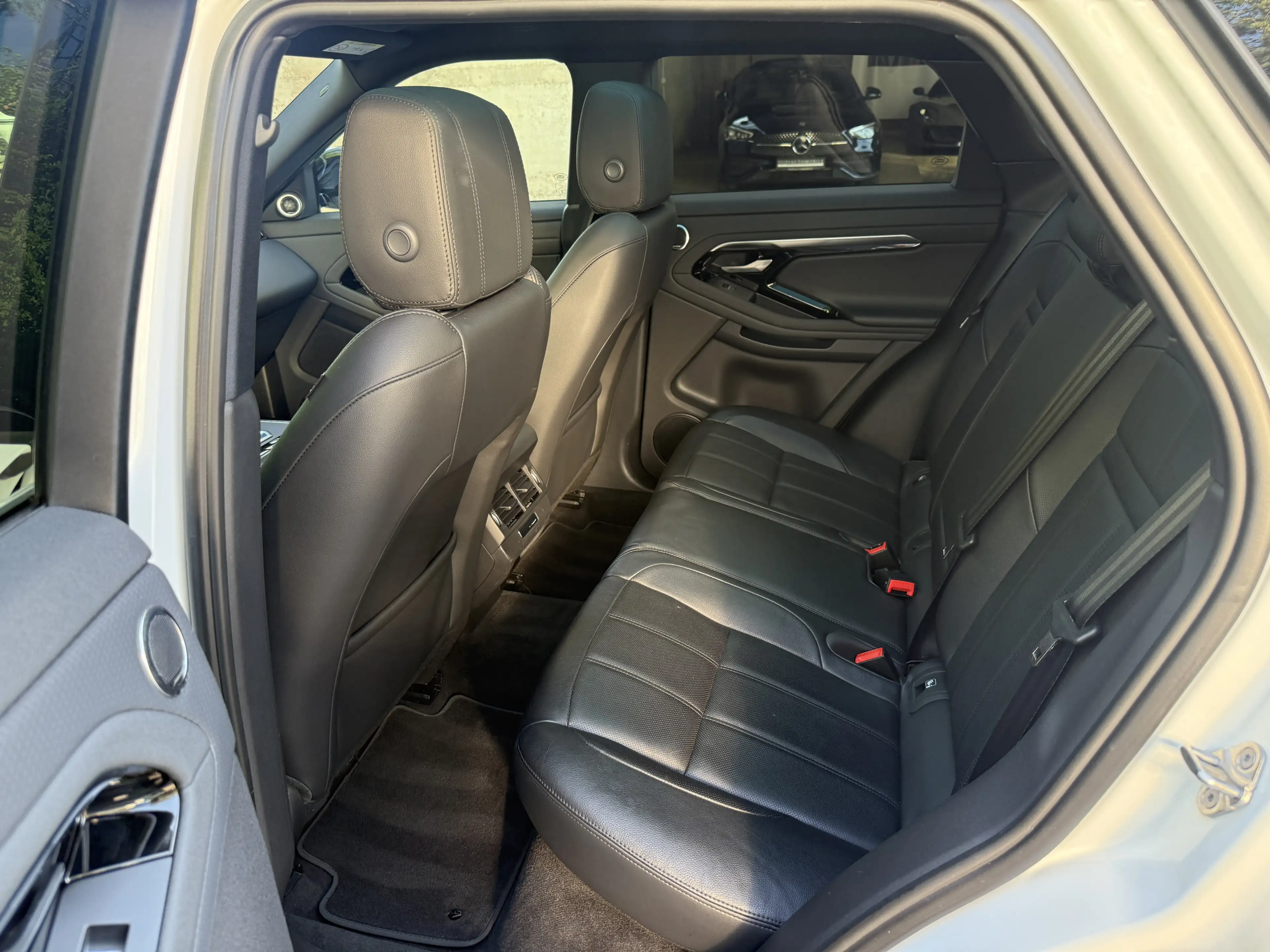 Land Rover Range Rover Evoque D240 R-Dynamic S LED Pano 360 — photo 14