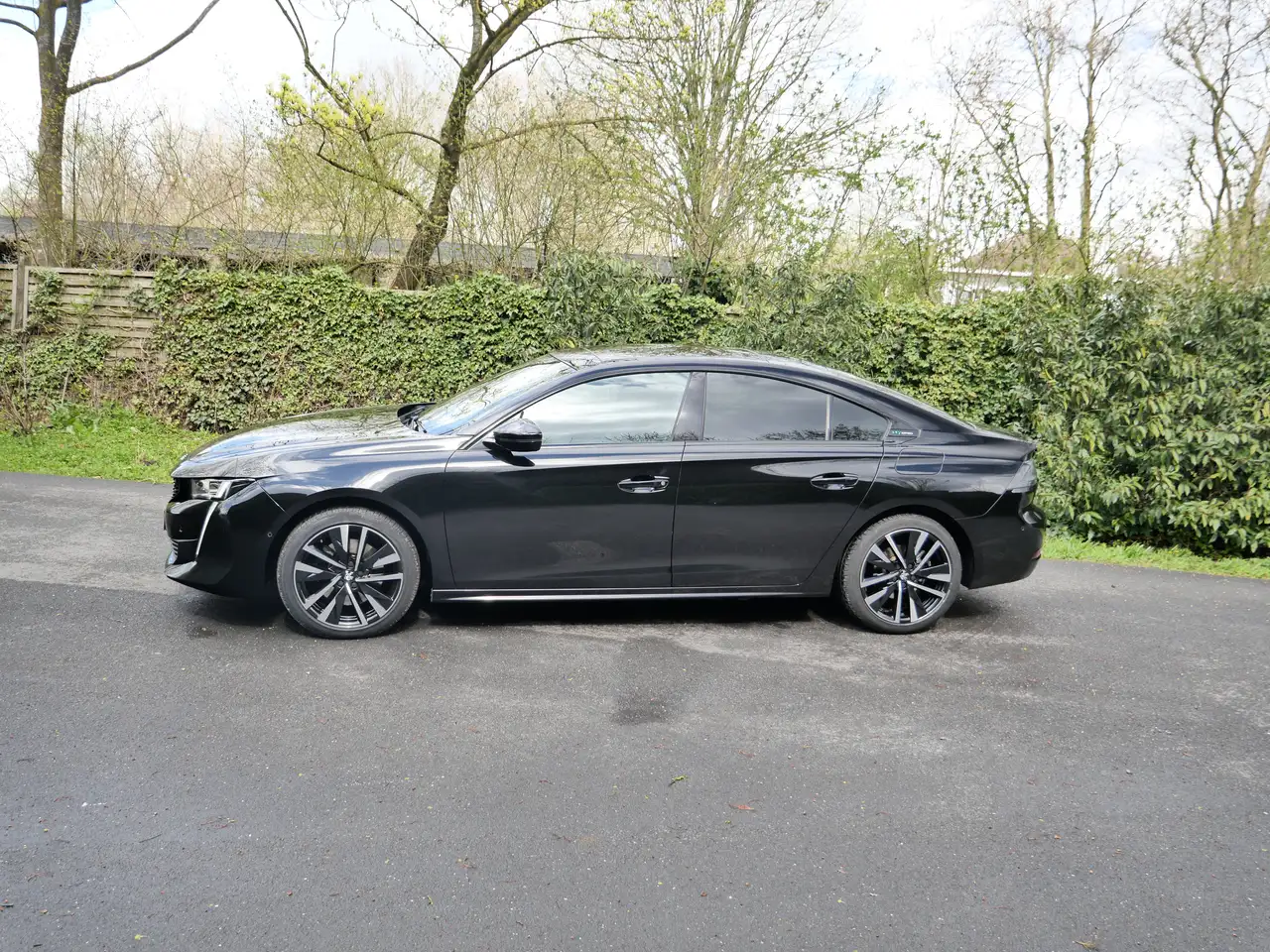 Peugeot 508 PLUG IN HYBRID 225 PK GT 5