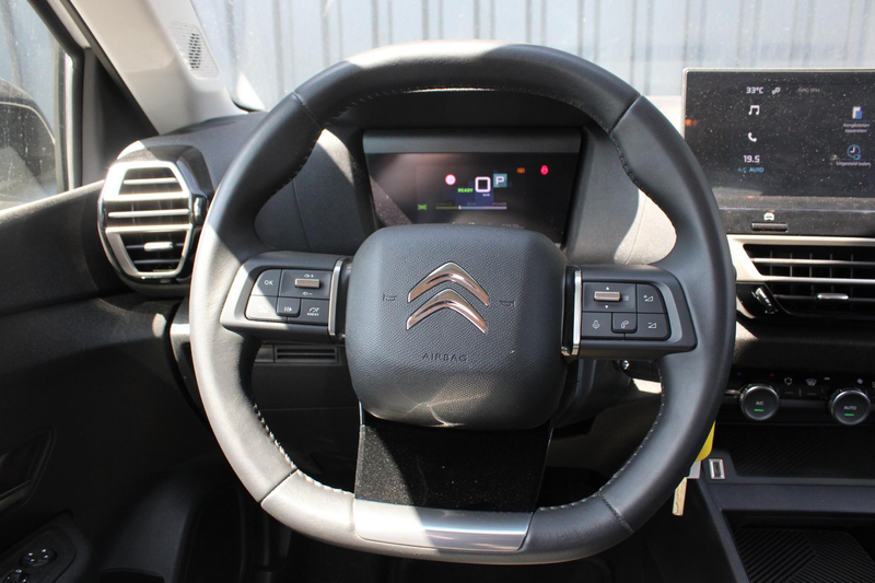 Citroen E-C4 Electric You 50 kWh Camera | Apple Carplay I 99% SOH | park — photo 10