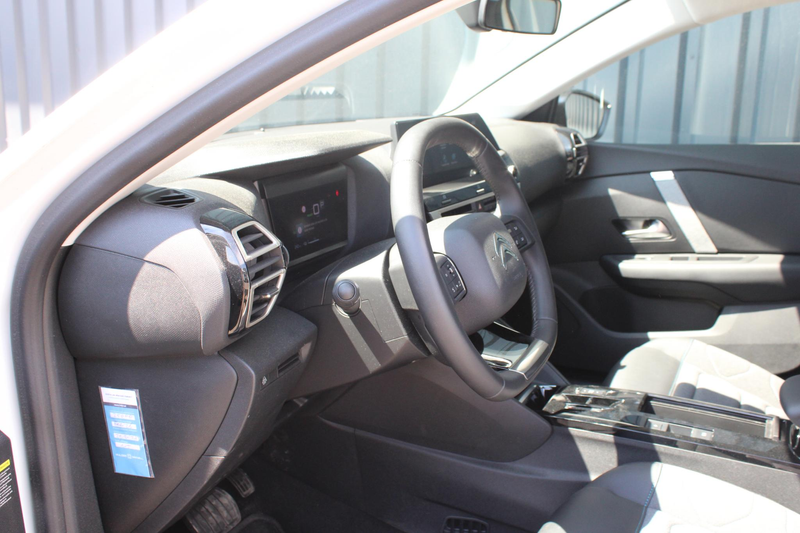 Citroen E-C4 Electric You 50 kWh Camera | Apple Carplay I 99% SOH | park — photo 11