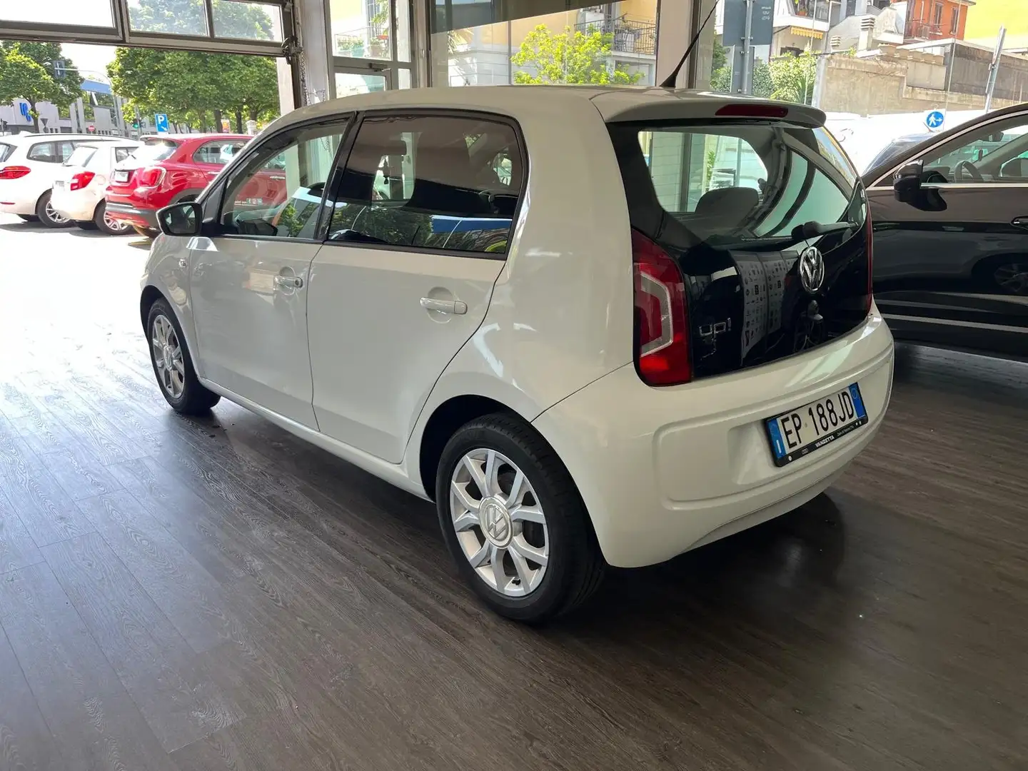 Volkswagen up! up! 5p 1.0 High 75cv Bianco - 2